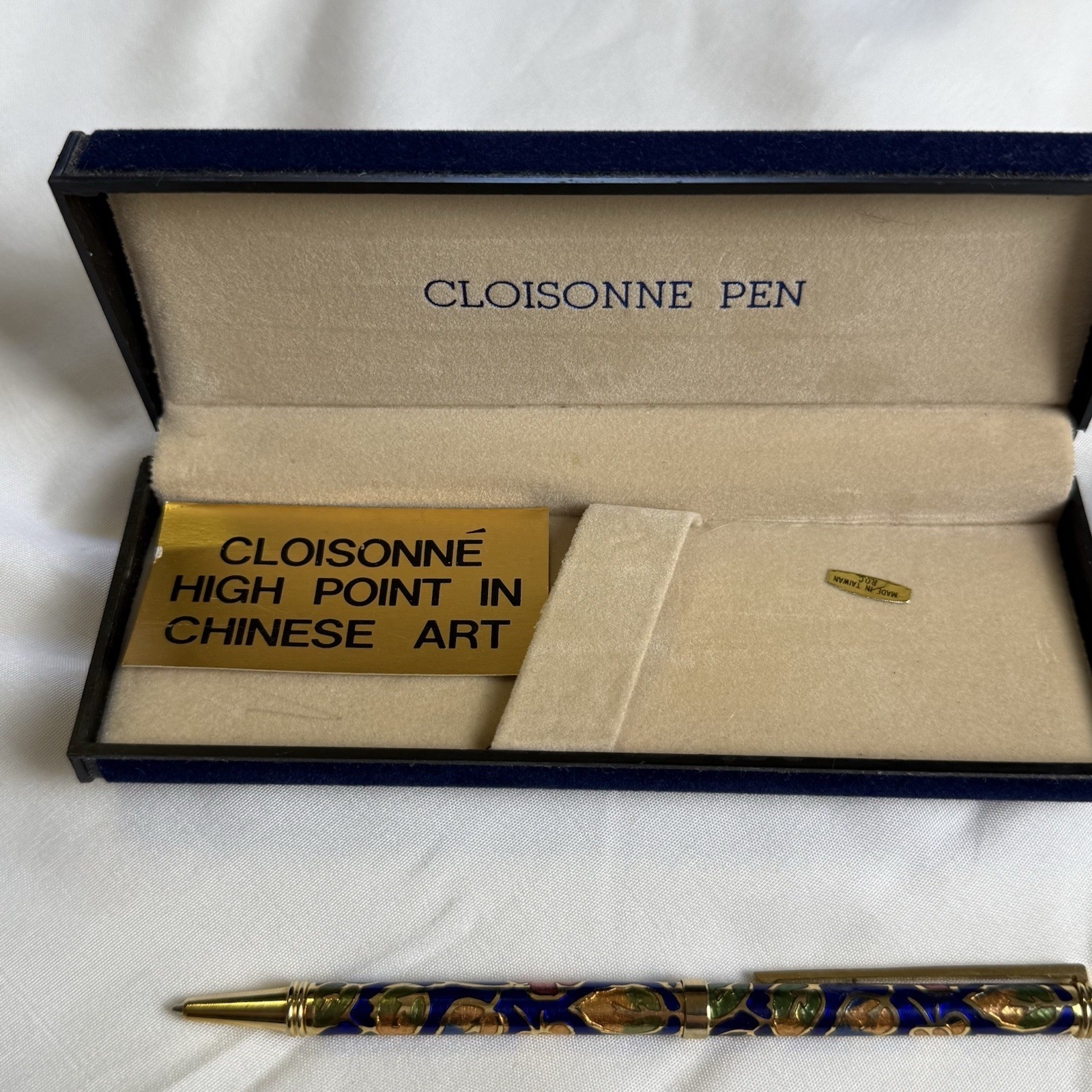 Chinese Cloisonné Enamel Ballpoint Pen Blue Floral w/ Case Needs New Cartridge