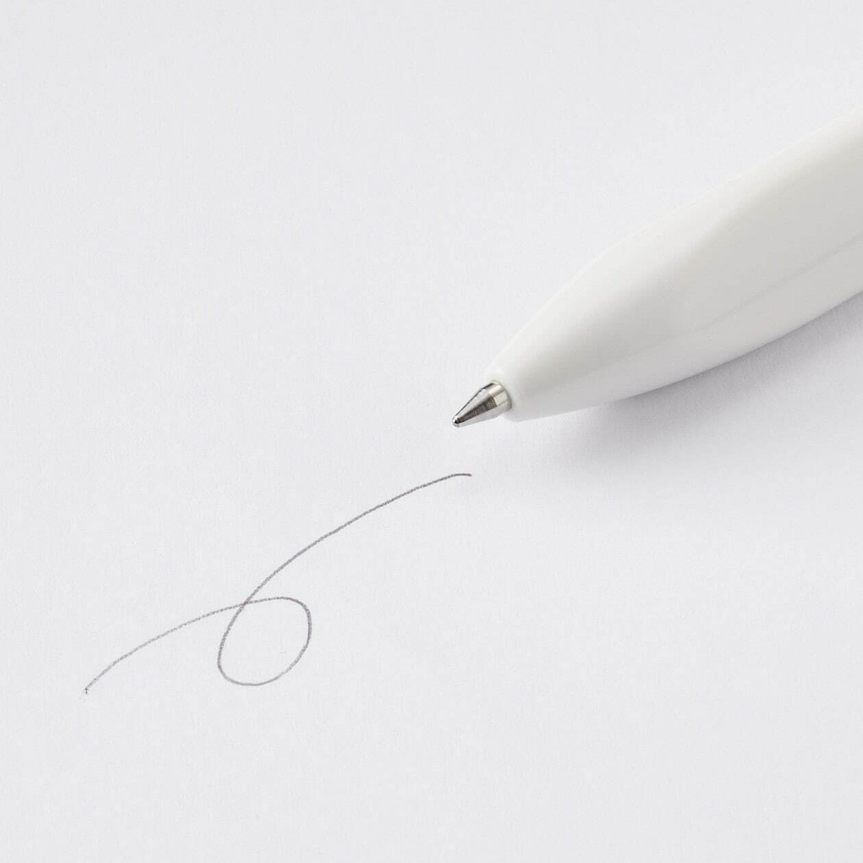 MUJI MoMA Oil based Ink Multi Ball-Point Pen triangle axis /0.7mm # 3 colors
