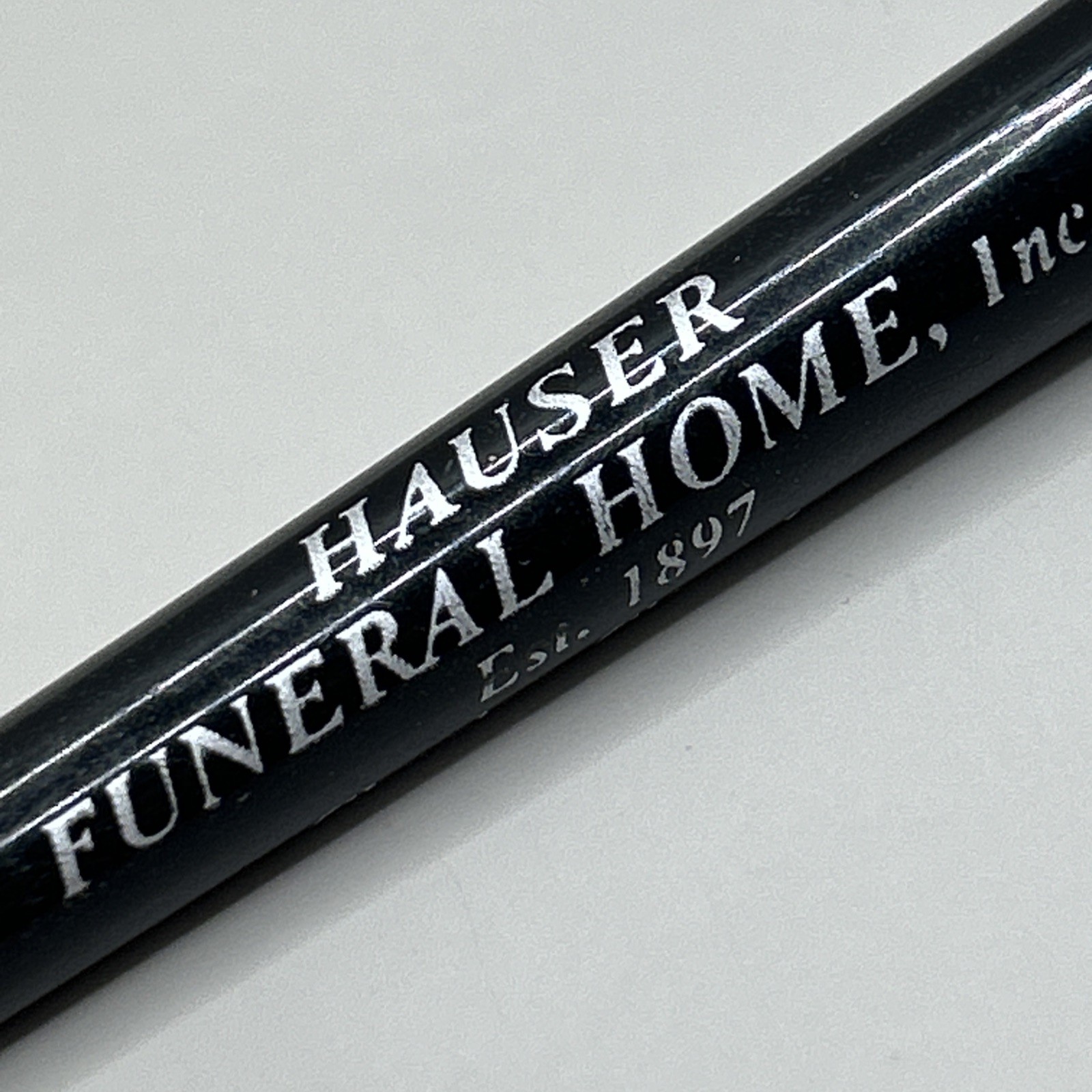 VTG Ballpoint Pen HAUSER FUNERAL HOME Charles City IA