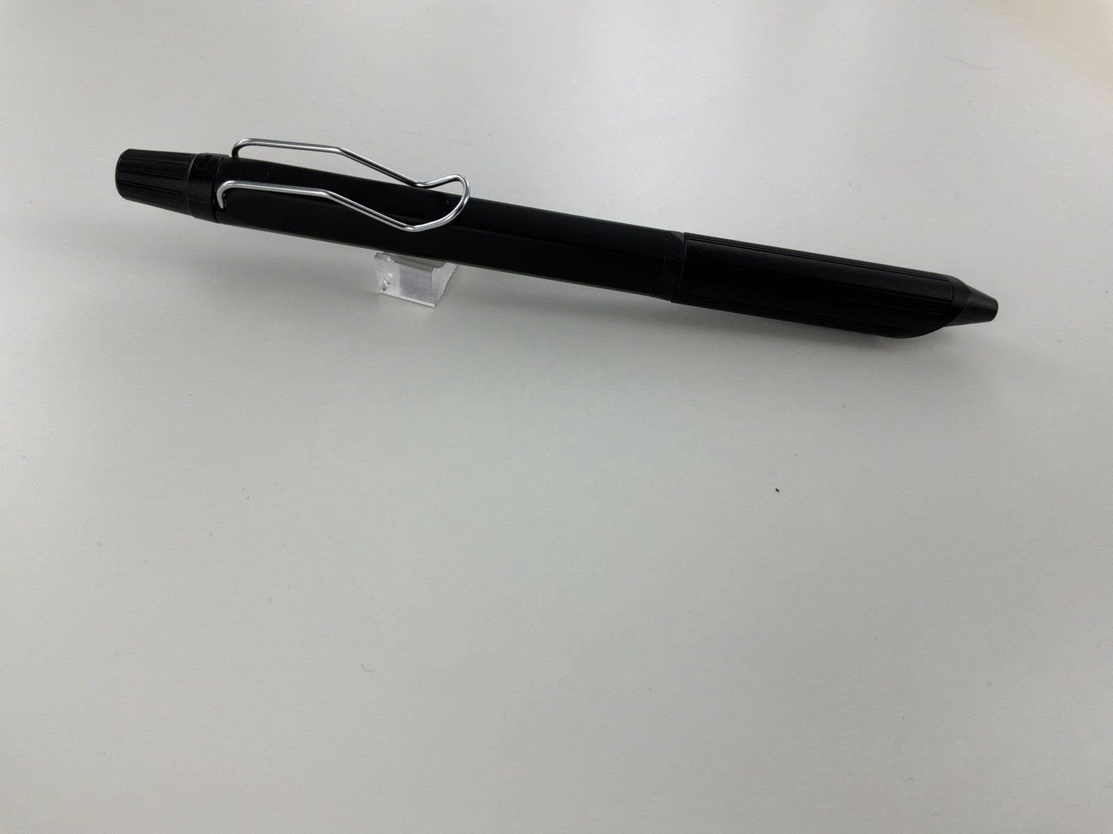 Uni Jetstream Edge 3 Color Multipen Ballpoint Pen READ