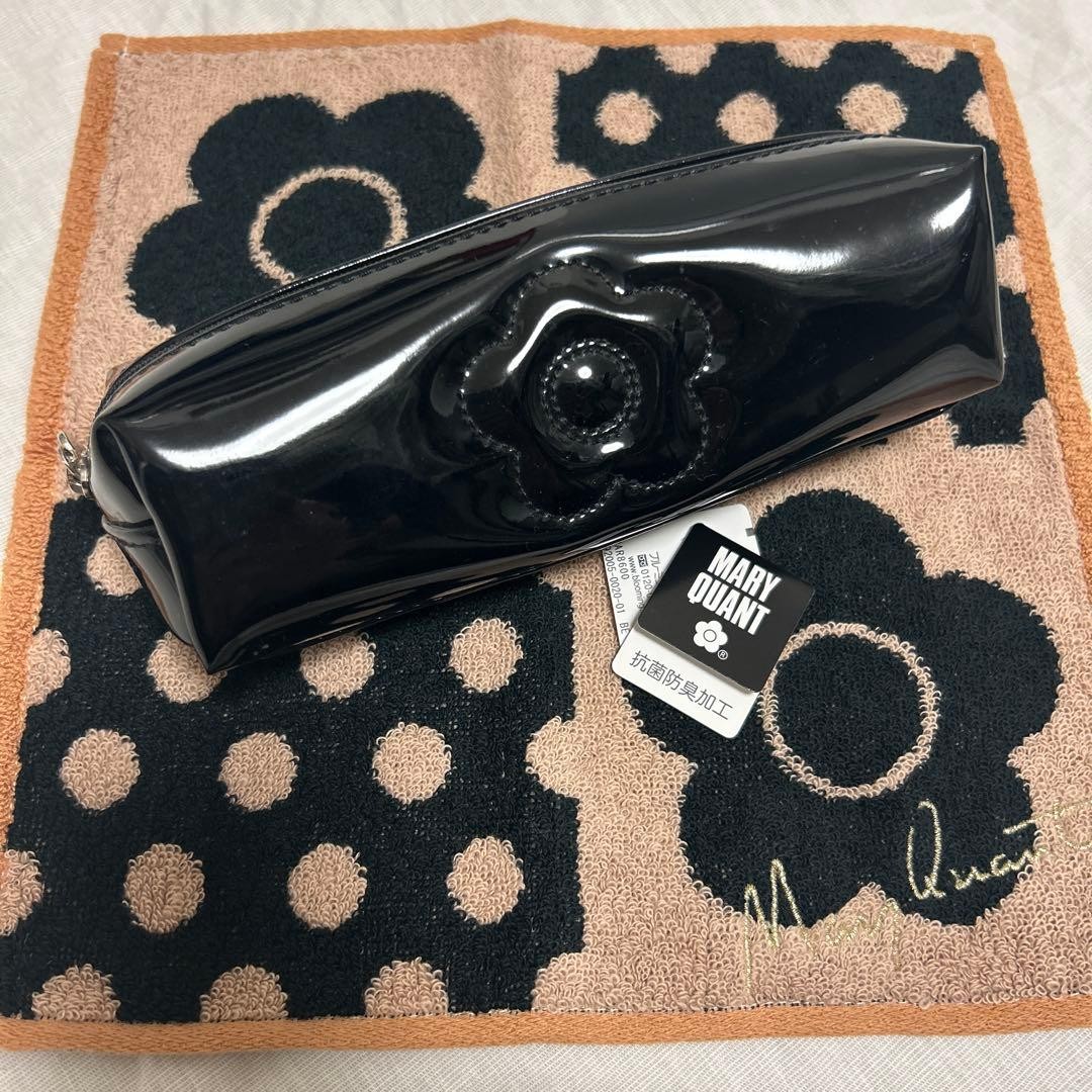 MARY QUANT enamel pouch towel handkerchief #fe2f64