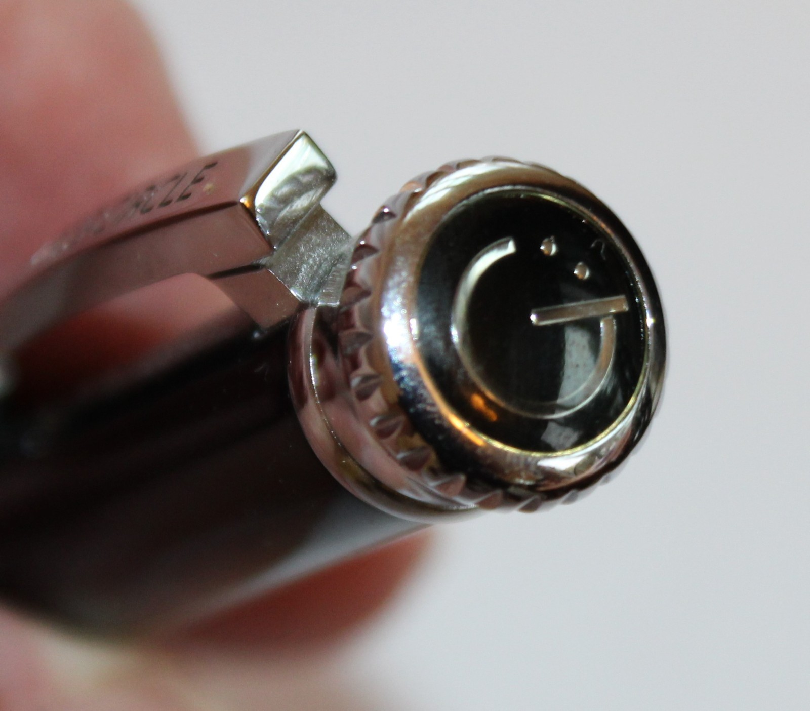 GEVRIL COLUMBUS CIRCLE BRASS & BLACK BALL POINT PEN – ITALY