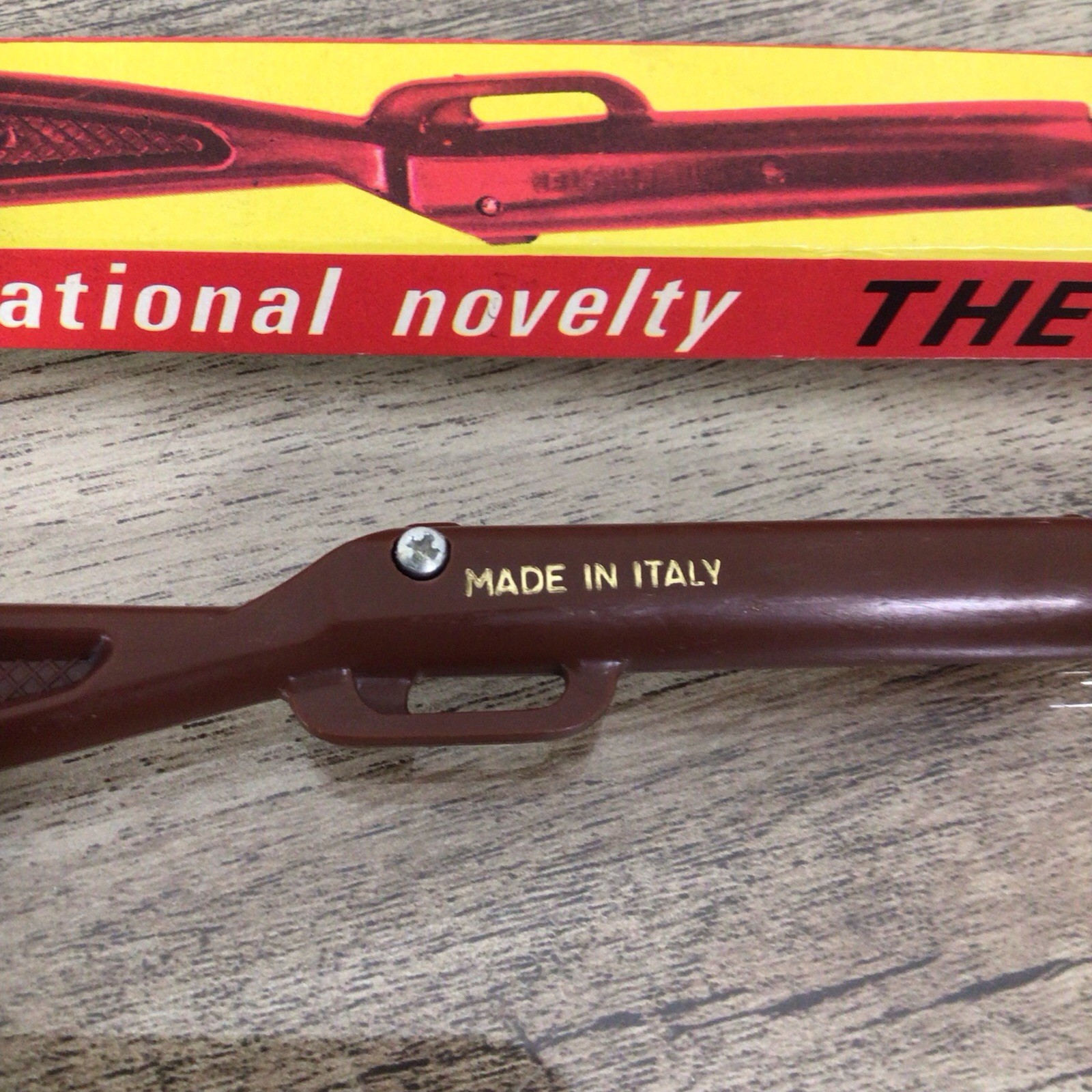 Vintage Rifle Pen w/ Original Box – Winchester Style Novelty Ballpoint, Italian