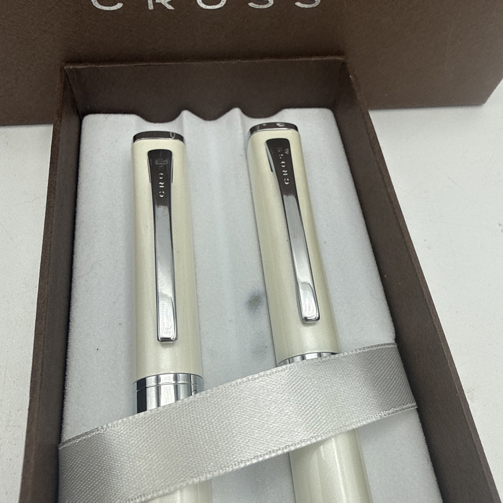 Cross Beverly Pearlescent White lacquer ballpoint pen and 0.7mm pencil set