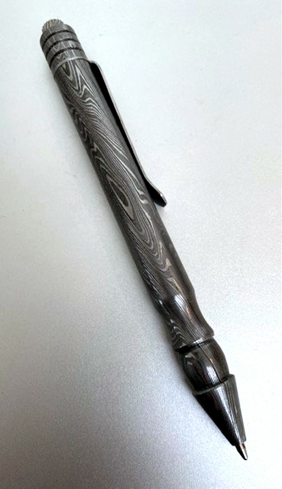 Hand Forged Gunmetal Damascus Steel Handmade Ballpoint Gift Luxury Screw-in Pen
