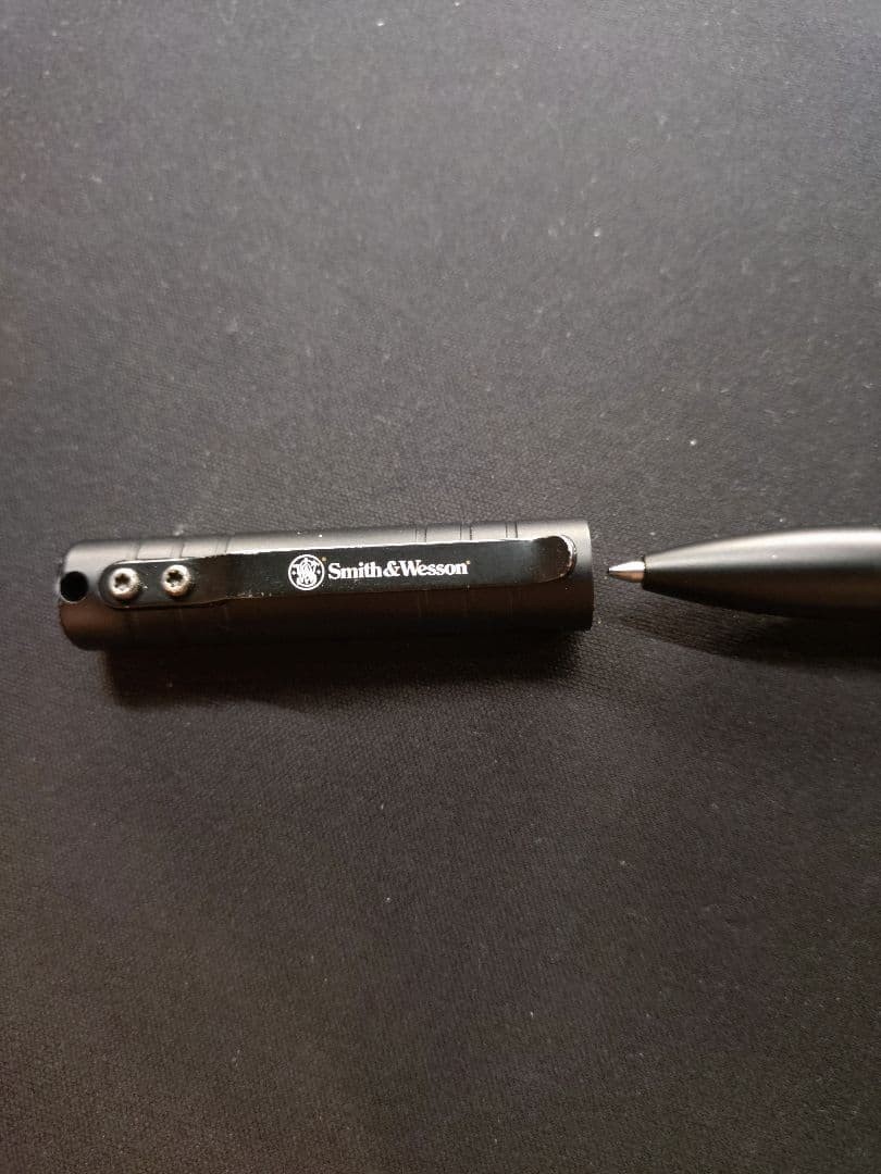 Smith Wesson Smith Wesson M P Tactical Pen Knurled grip with Pocket clip USED