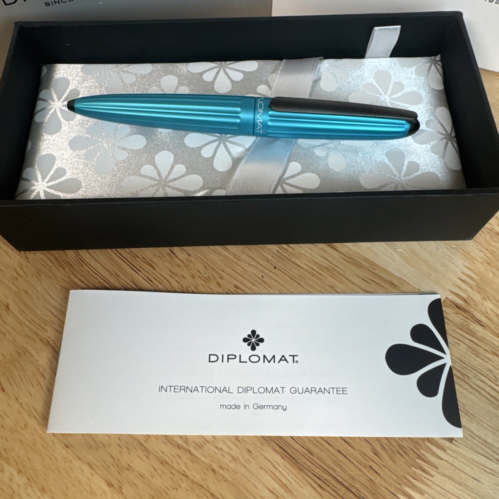 Diplomat Aero Midnight Turquoise Ballpoint Pen Made in Germany NEW! Twist