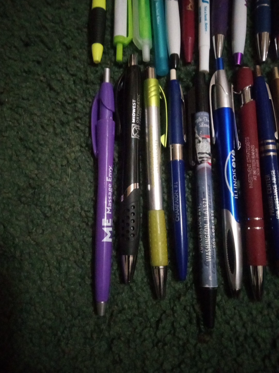Advertisement Ballpoint Pens Lot Of 33 Decent Condition Multiple Brands Htf
