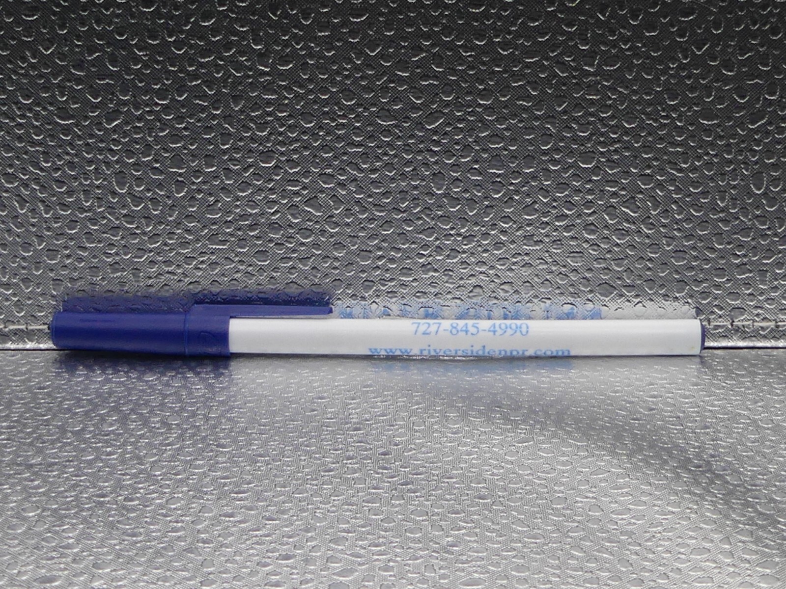 River Side Inn Newport Richey, Florida White Blue Bic Mexico Ballpoint Pen