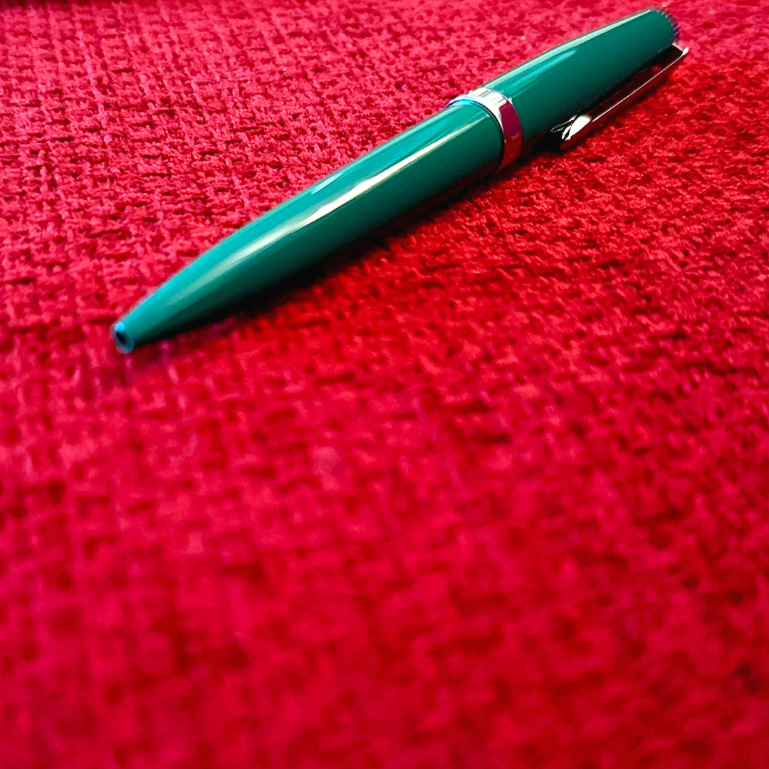 ROLEX Green Emerald Emblem Twist Ballpoint Pen AD VIP Gift