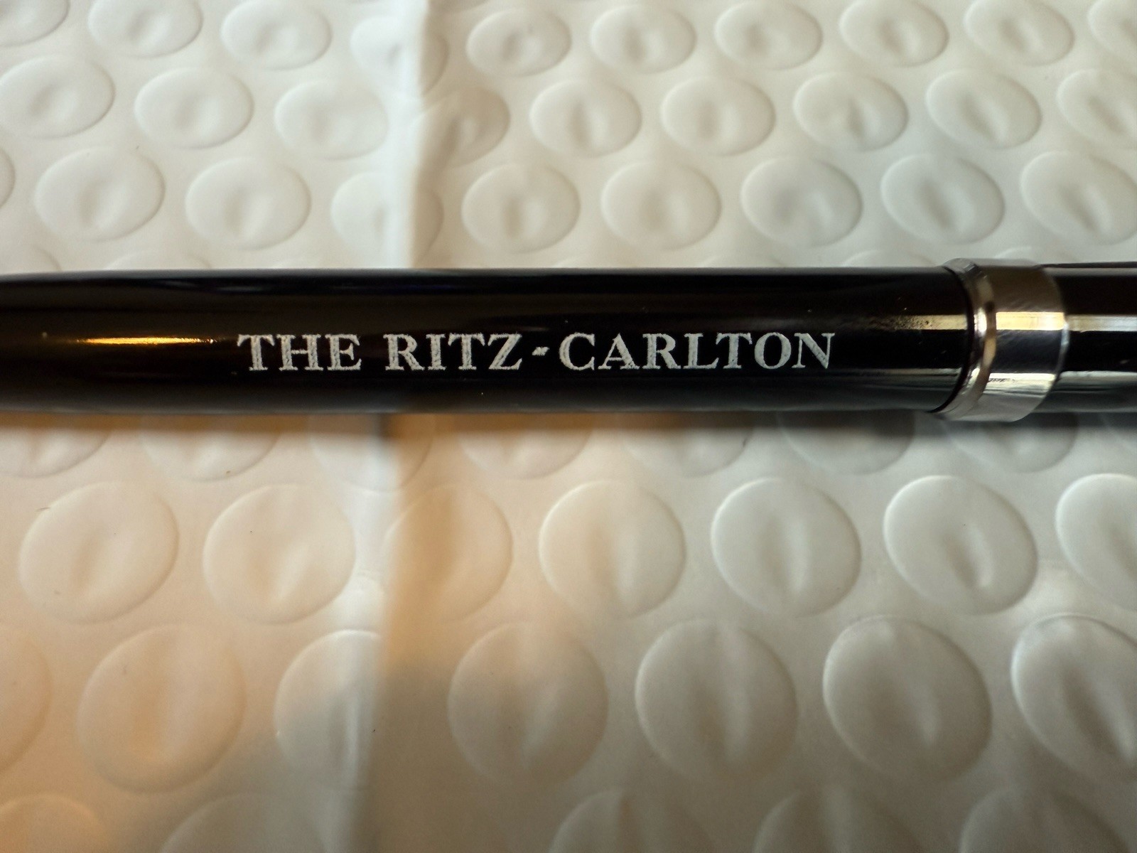 The Ritz Carlton Metal Ball Point Twist Pens Sleek Black Silver – 5 Pack NEW