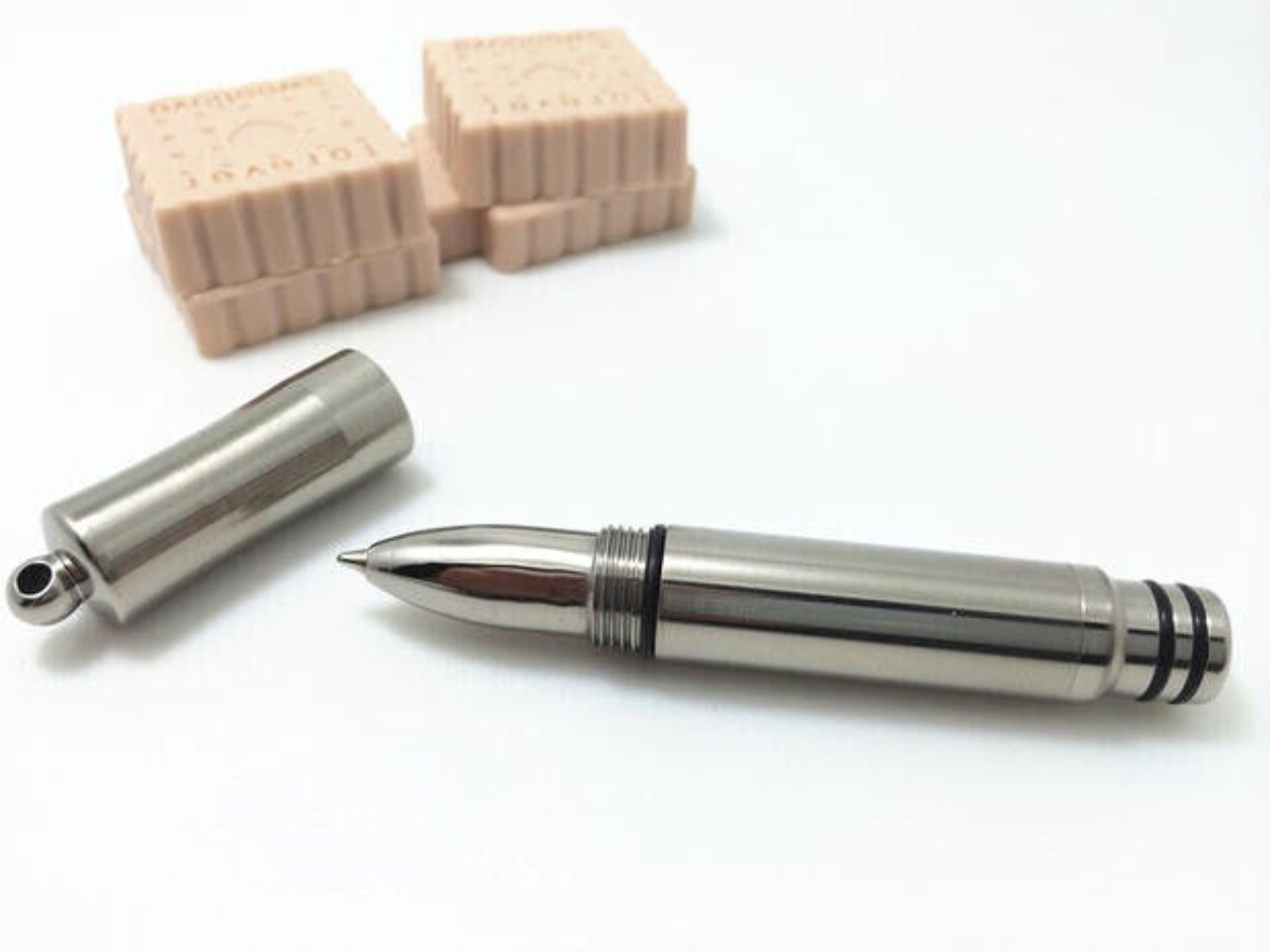 Titanium Pocket EDC Ballpoint Pen Signature Write Pen with Key Ring 5 Refills