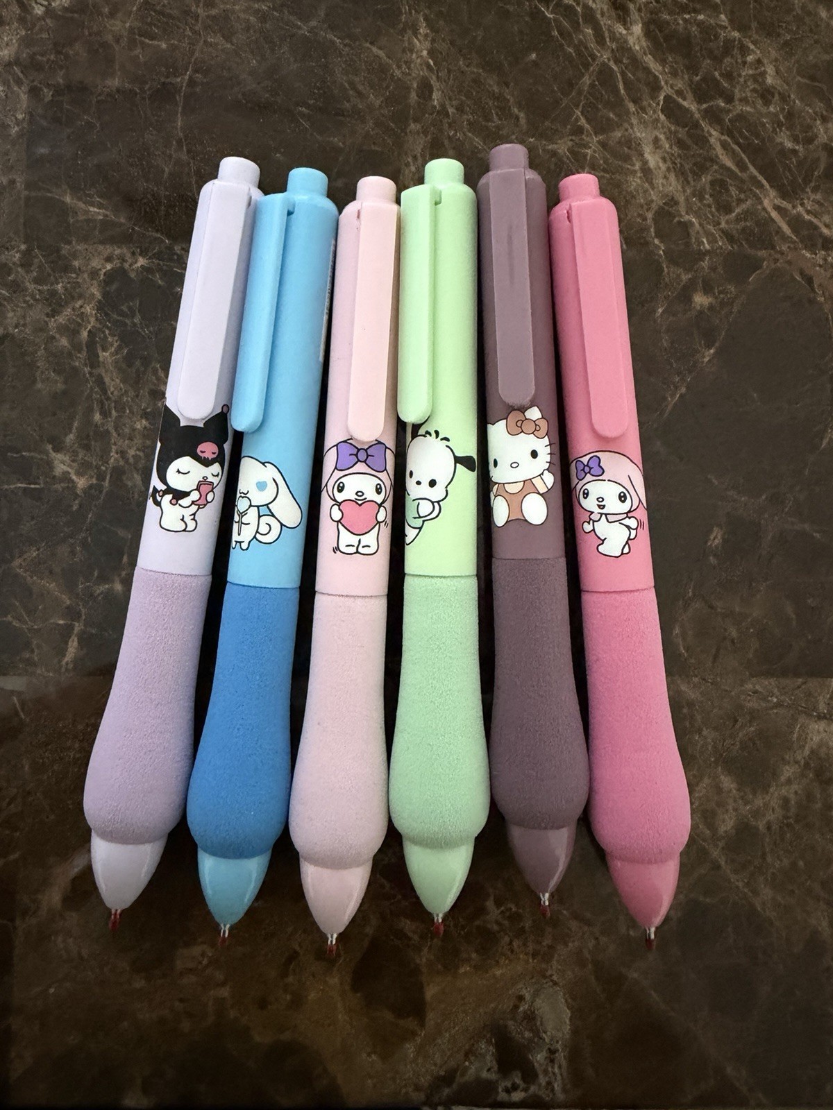 Sanrio Hello Kitty Kuromi Cinnamoroll Pochacco Soft Grip Gel Pens Lot of 6