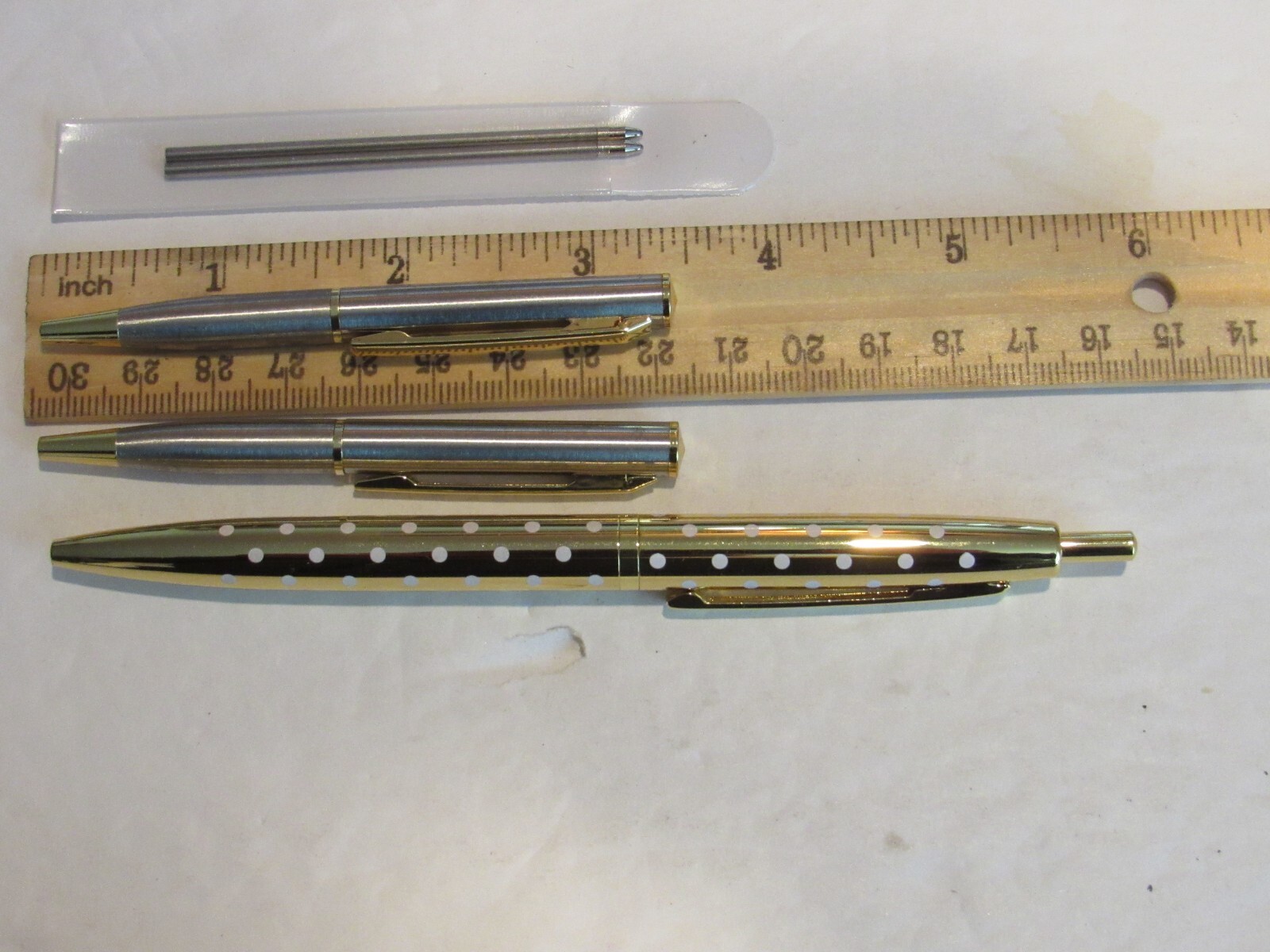SET OF 2 SUPER MINI BRUSHED CHROM/GOLD TRIM METAL BALLPOINT PEN+2 EXTRA REFILLS