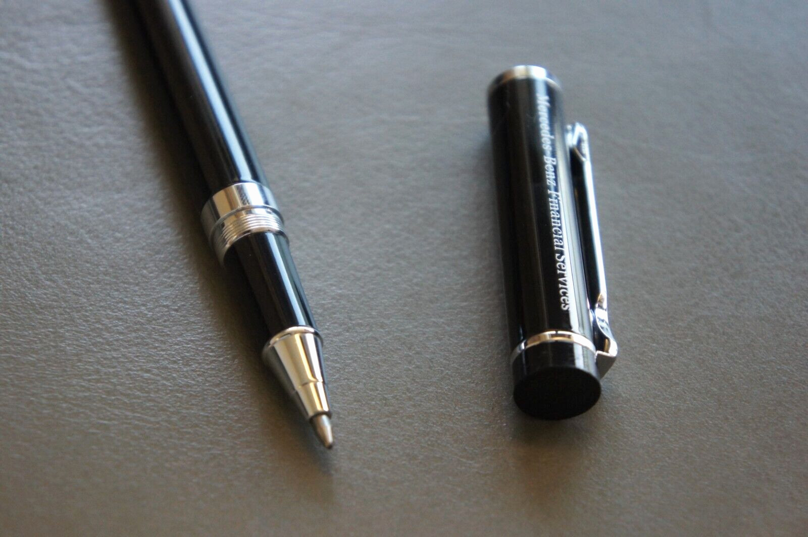 NIB Genuine Mercedes-Benz Financial Services Black Ballpoint Roller Ball Pen