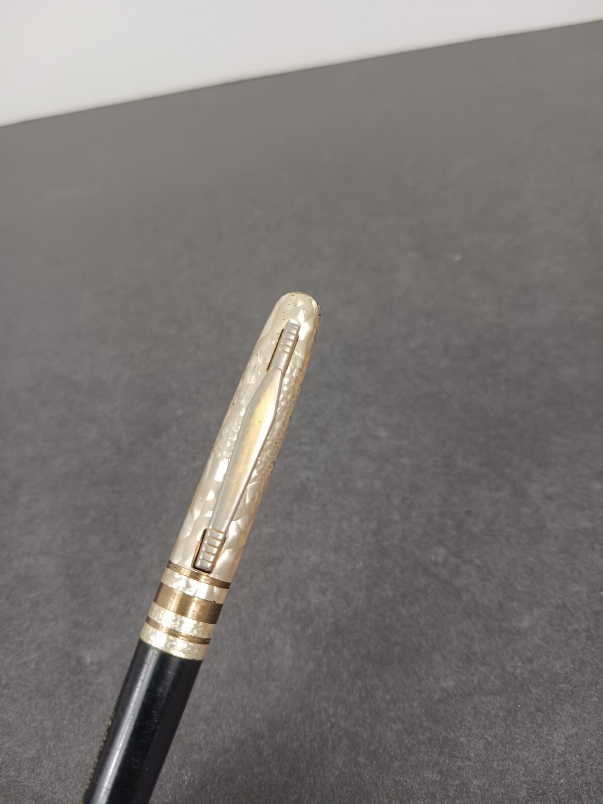 Vintage Or-Win Farm Advertising Pen / Gold shimmery metal and black plastic