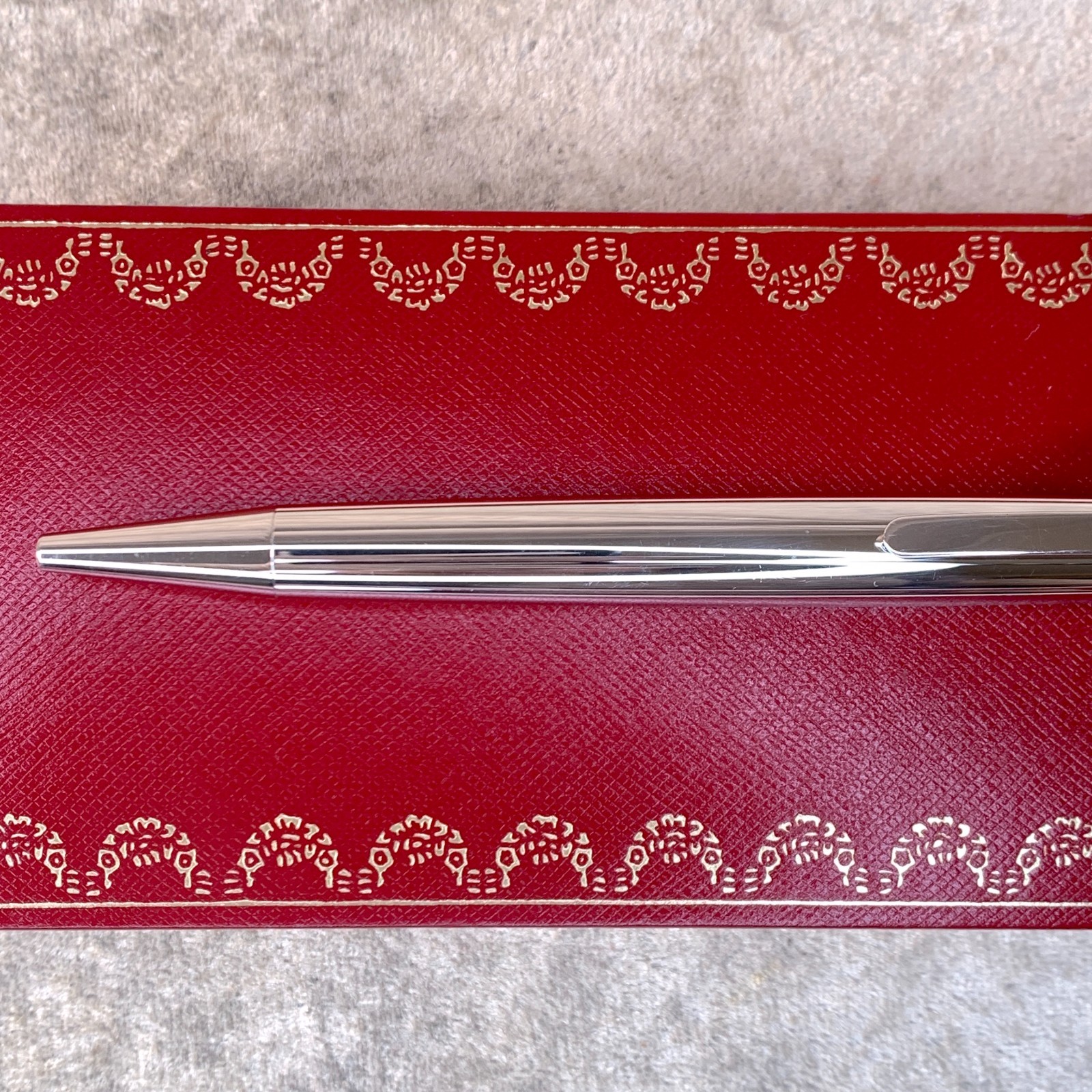 Cartier Ballpoint Pen Trinity Silver Godron Platinum Finish with Case & Papers