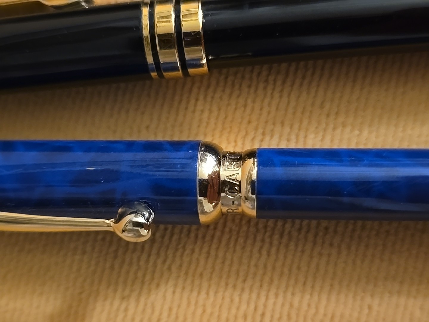 13 Black Green Acrylic Celluloid Steel Attaché Ballpoint Pens Blue LACHIEVA?
