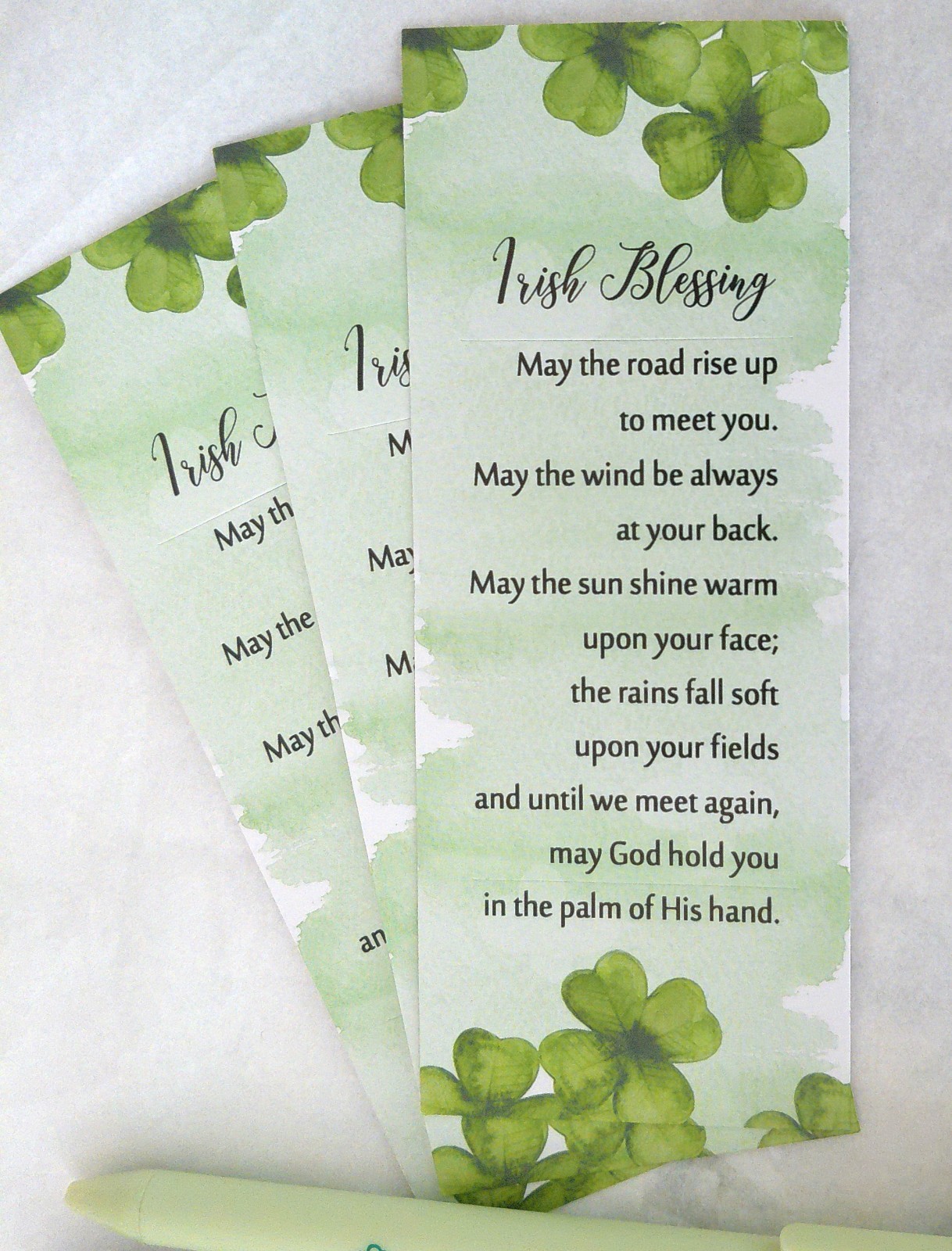New Set of 3 Shades of Green Have a Lucky Day Pens w/ Irish Prayer Cards