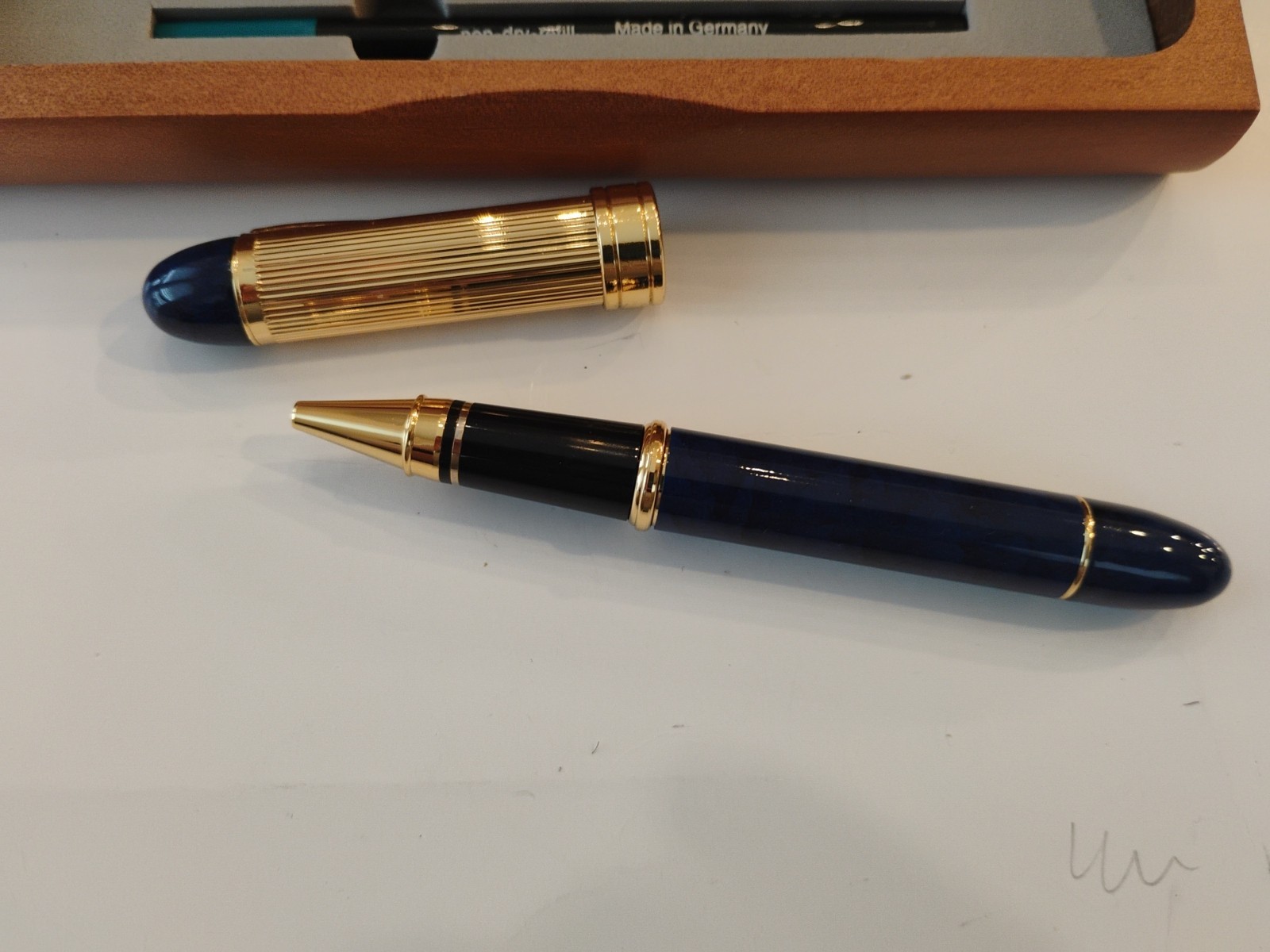 Vtg L. E. Sharper Image Gold / Blue Marble Ballpoint Pen W/ Wooden Box, Germany