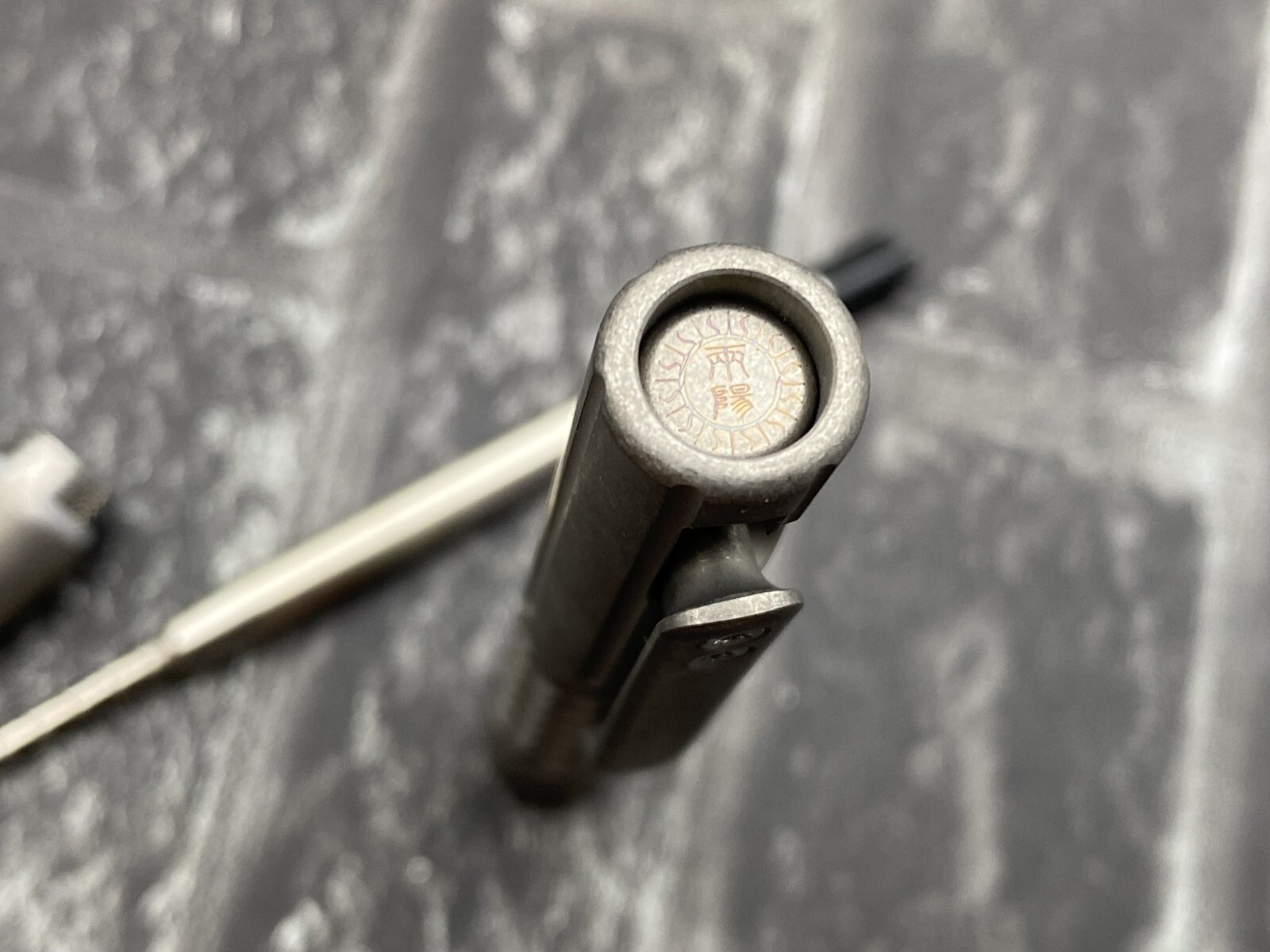 TwoSun TS-Pen09-Stonewash Checkered Tactical Titanium Push Button Mechanism Pen