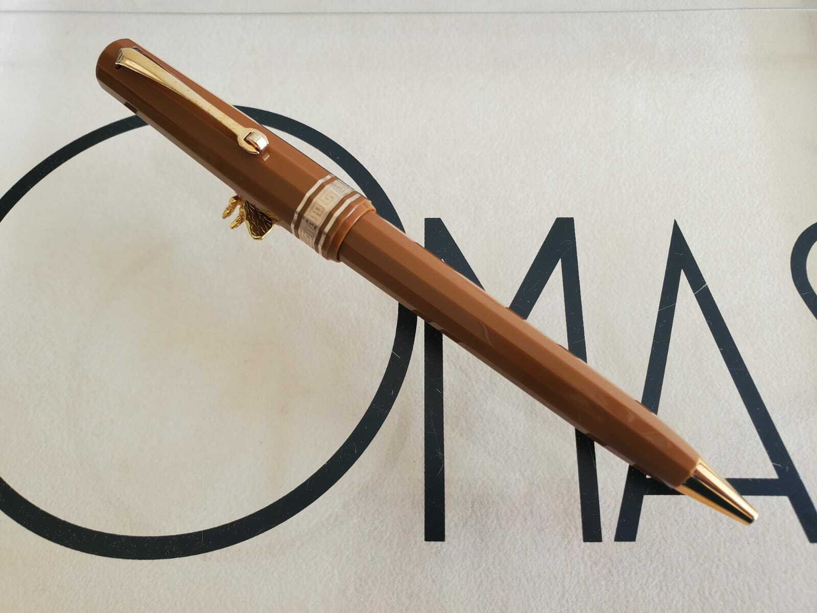 Omas Arte Italiana 1930 Brown Colonial Gold Trim Ballpoint Pen In Box *