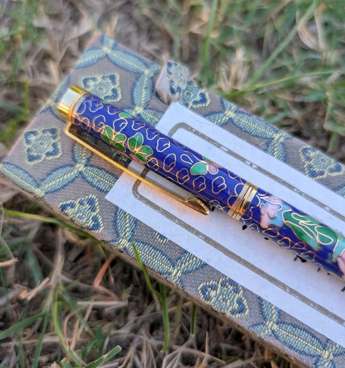 VINTAGE Chinese Cloisonné Ballpoint Pen «Jingtai Blue» Floral Enamel & Gold Trim