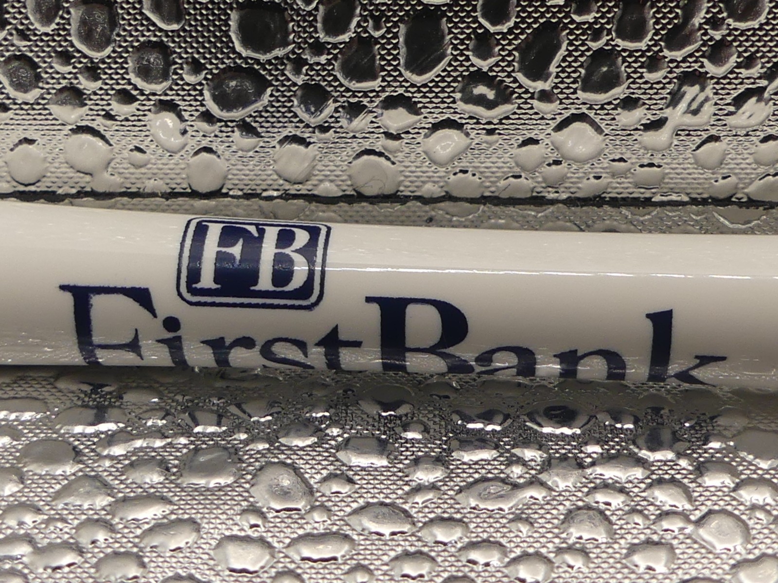 FirstBank Online HUB FB White Blue Member FDIC Banking Advertising Ballpoint Pen