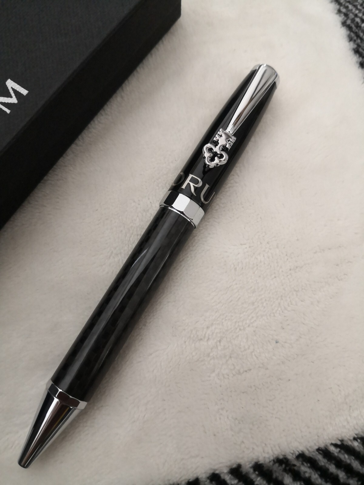 Original Corum Ballpoint Pen Carbon Fiber/Lacquer | Bettoni | Swiss Watch – BNIB