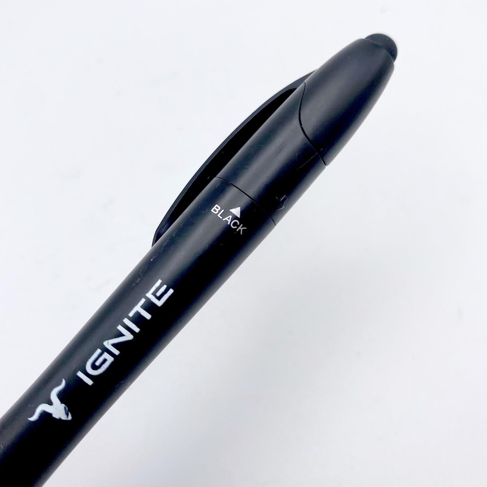 Ignite Vapor Brand 4-in-1 Ink Pen – Black/Red/Blue/Stylus