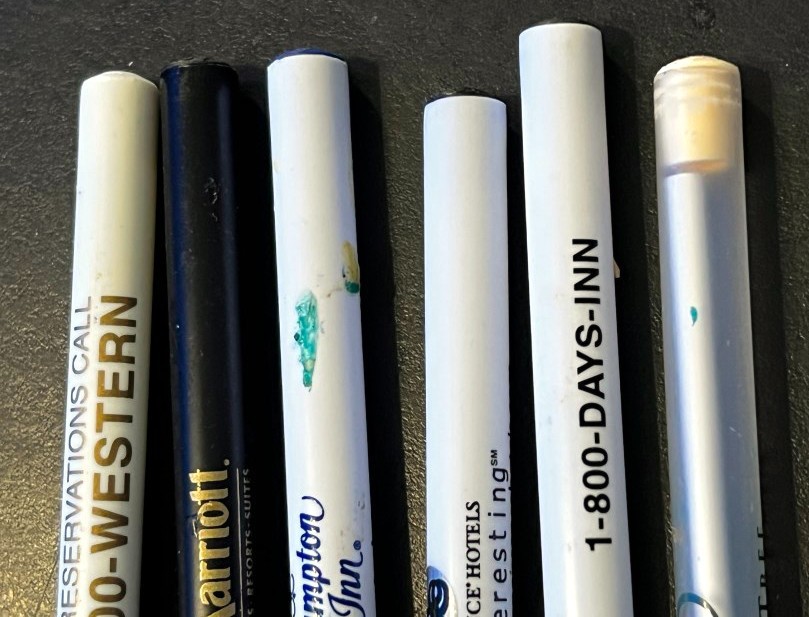 Marriott Best Western Double Tree Days Inn Hampt (6) Hotel branded pens working