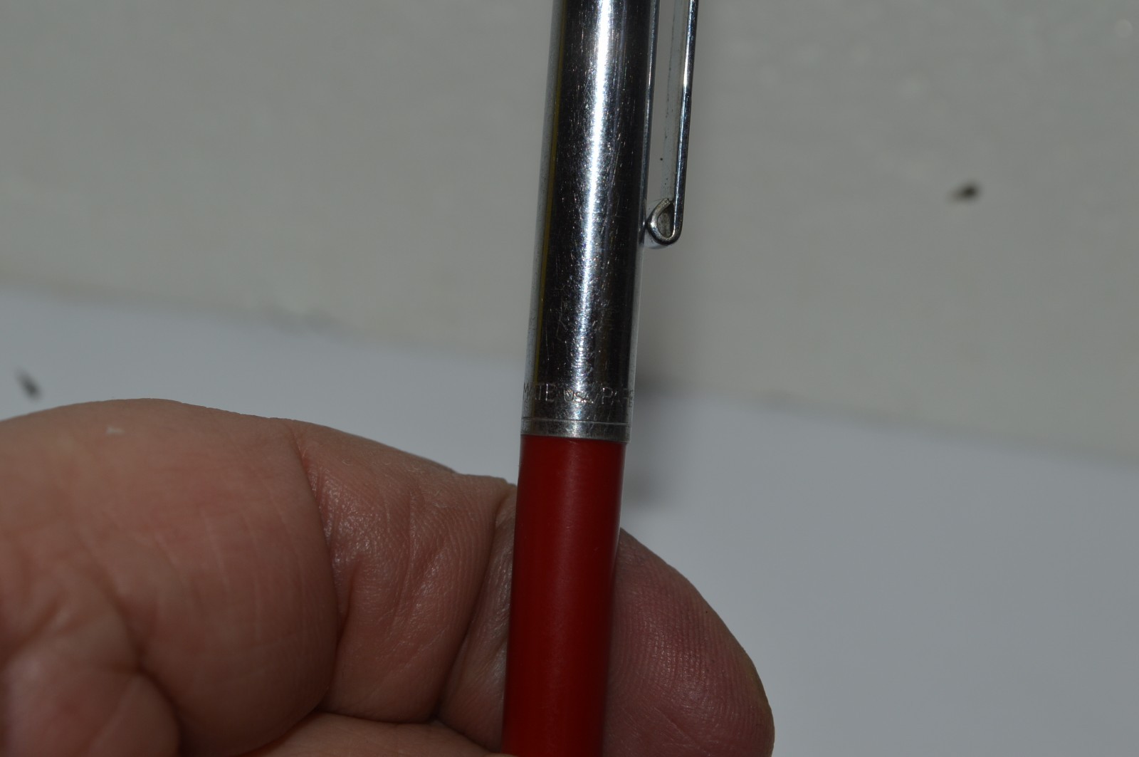 Paper Mate PROFILE #1 SLIM Grip Ballpoint Pen Red Barrel Made In USA 1980s