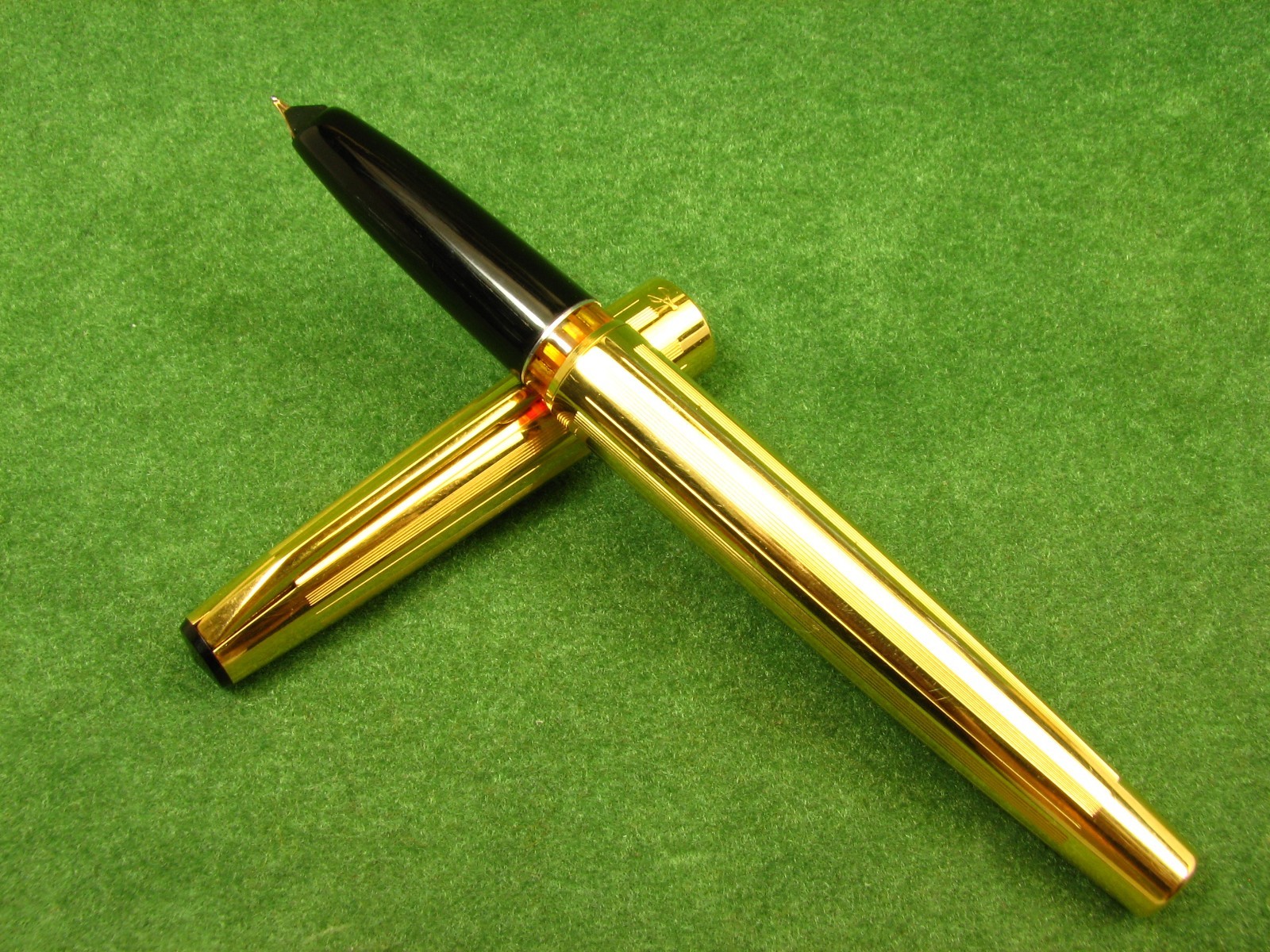Vintage SOYUZ Goldplated Fountain Pen 14K Gold Nib USSR 1970s NOS