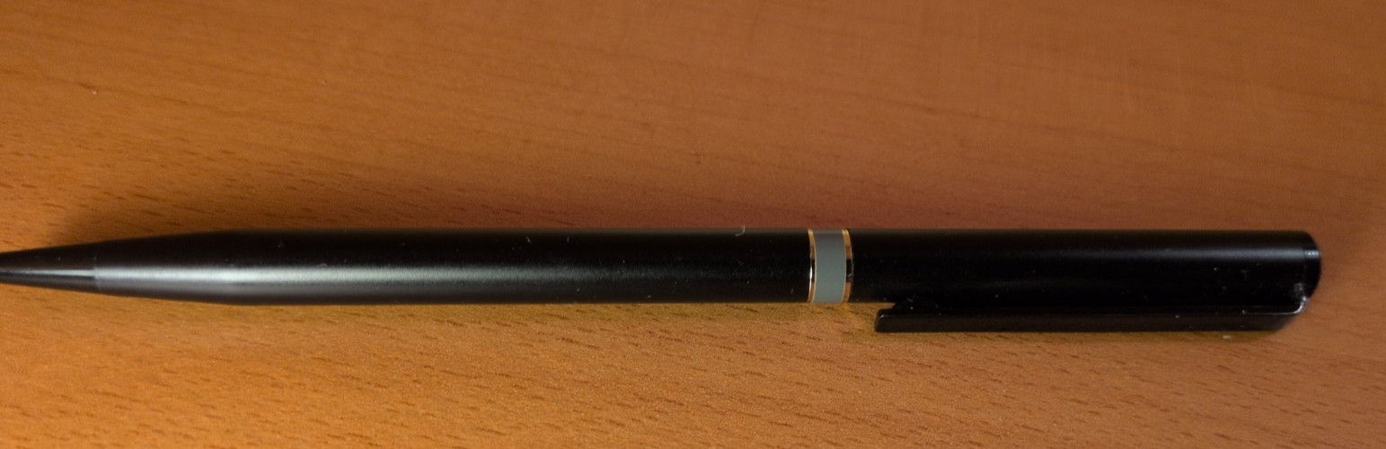 Vintage Slim Black & Gold Ballpoint Pen -Twist