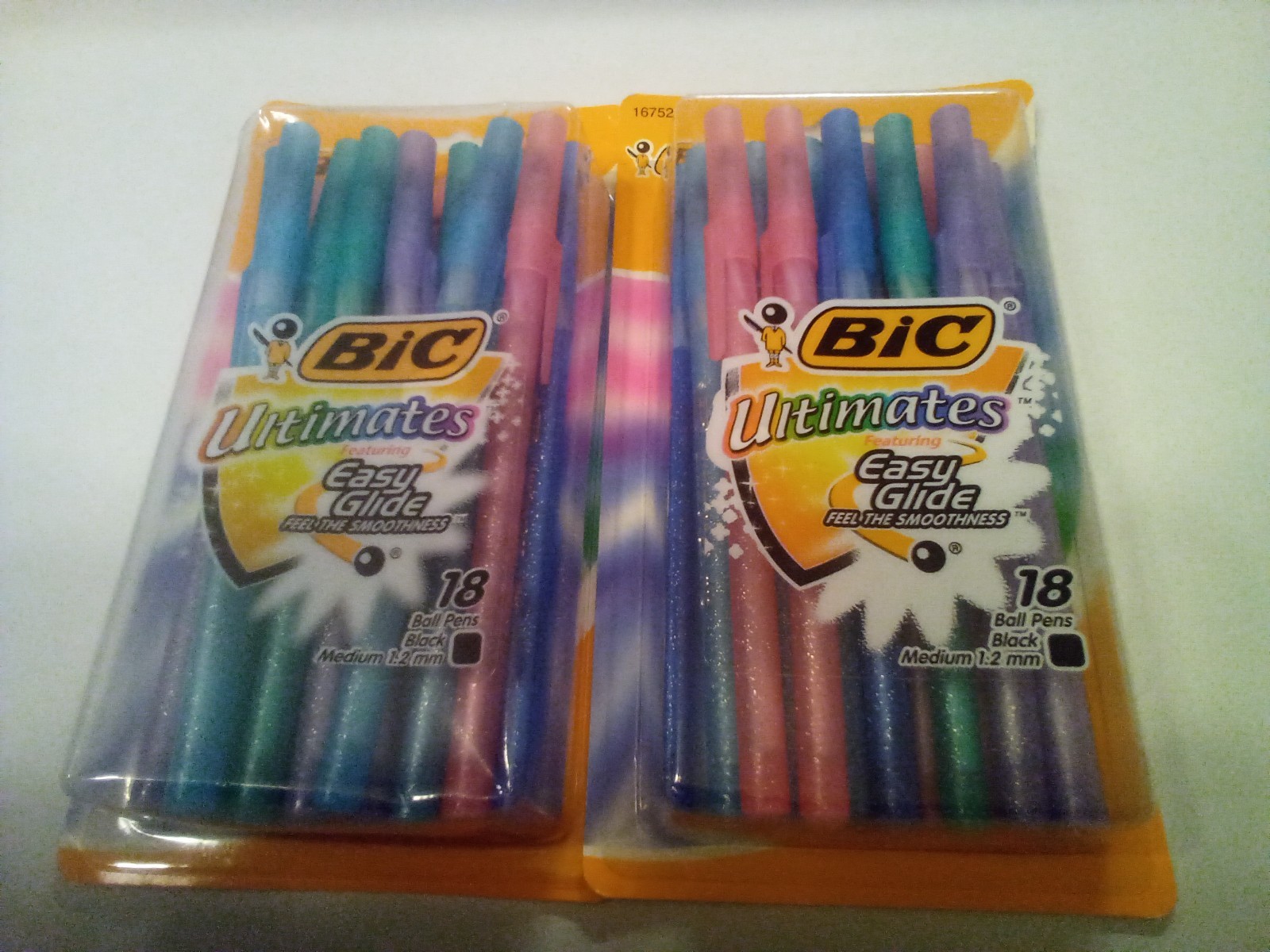 BIC Ultimates Vintage Ballpoint Pens Medium Black 2 Packs 36 Pens Total RARE