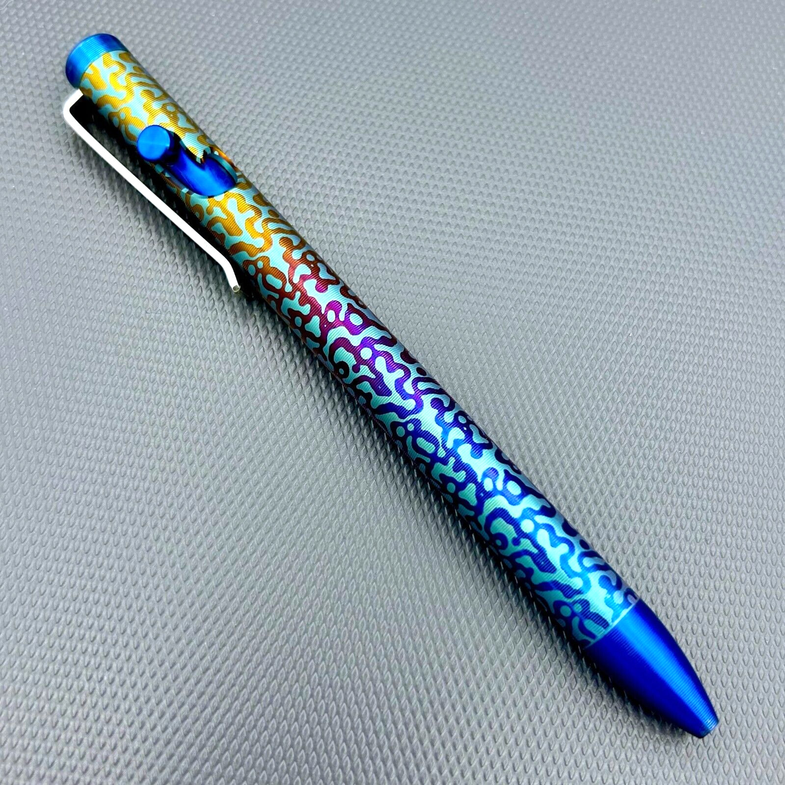 Tactile Turn – Titanium Bolt Action Standard Size Pen Primordial Pattern [5.6″]