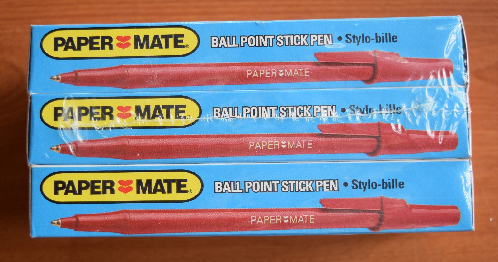 VINTAGE 1995 PAPER MATE BALL POINT STICK PEN 333-11 MEDIUM RED 36 TOTAL GILLETTE