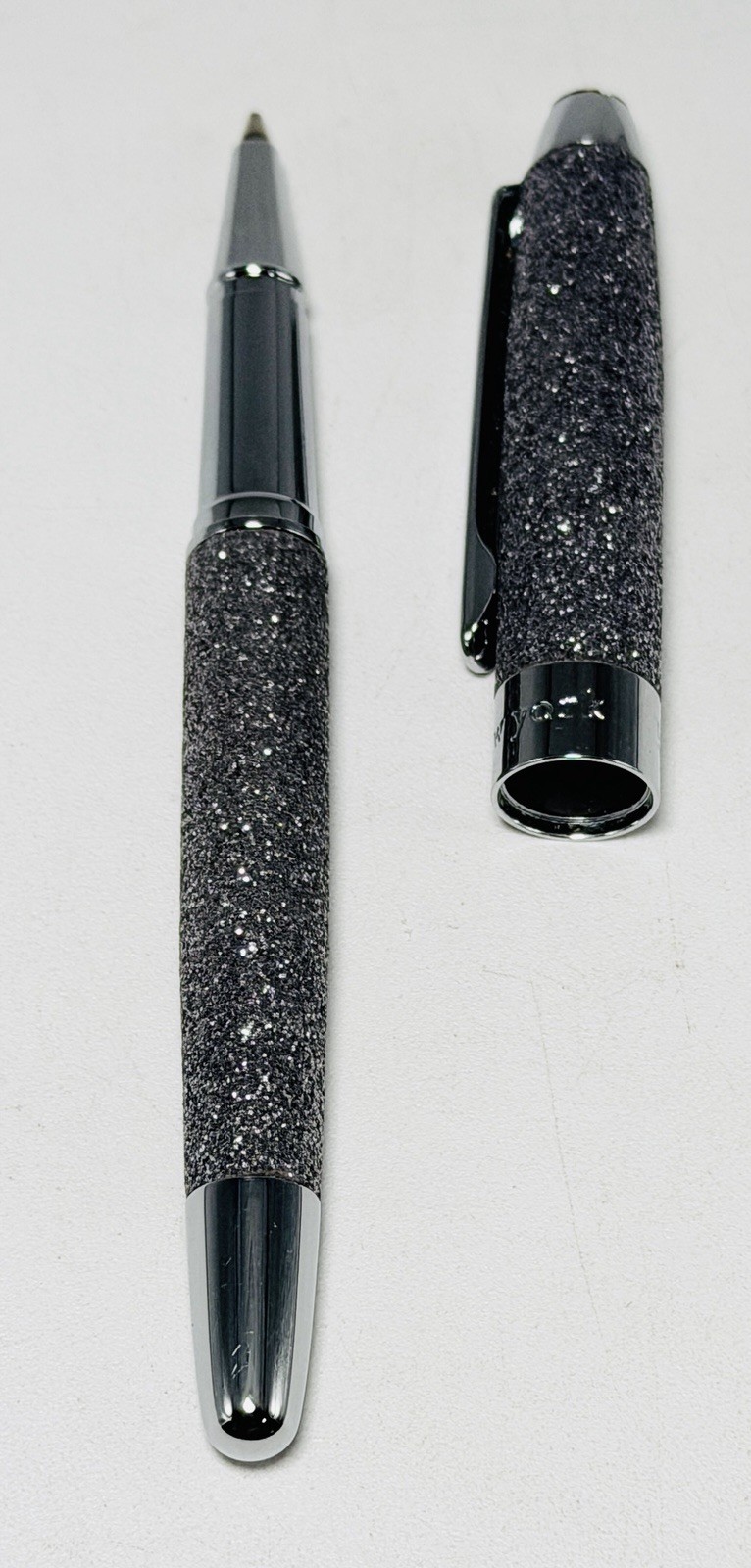 Kate Spade Textured Silver Glitter Ballpoint Pen Black Ink Removable Cap