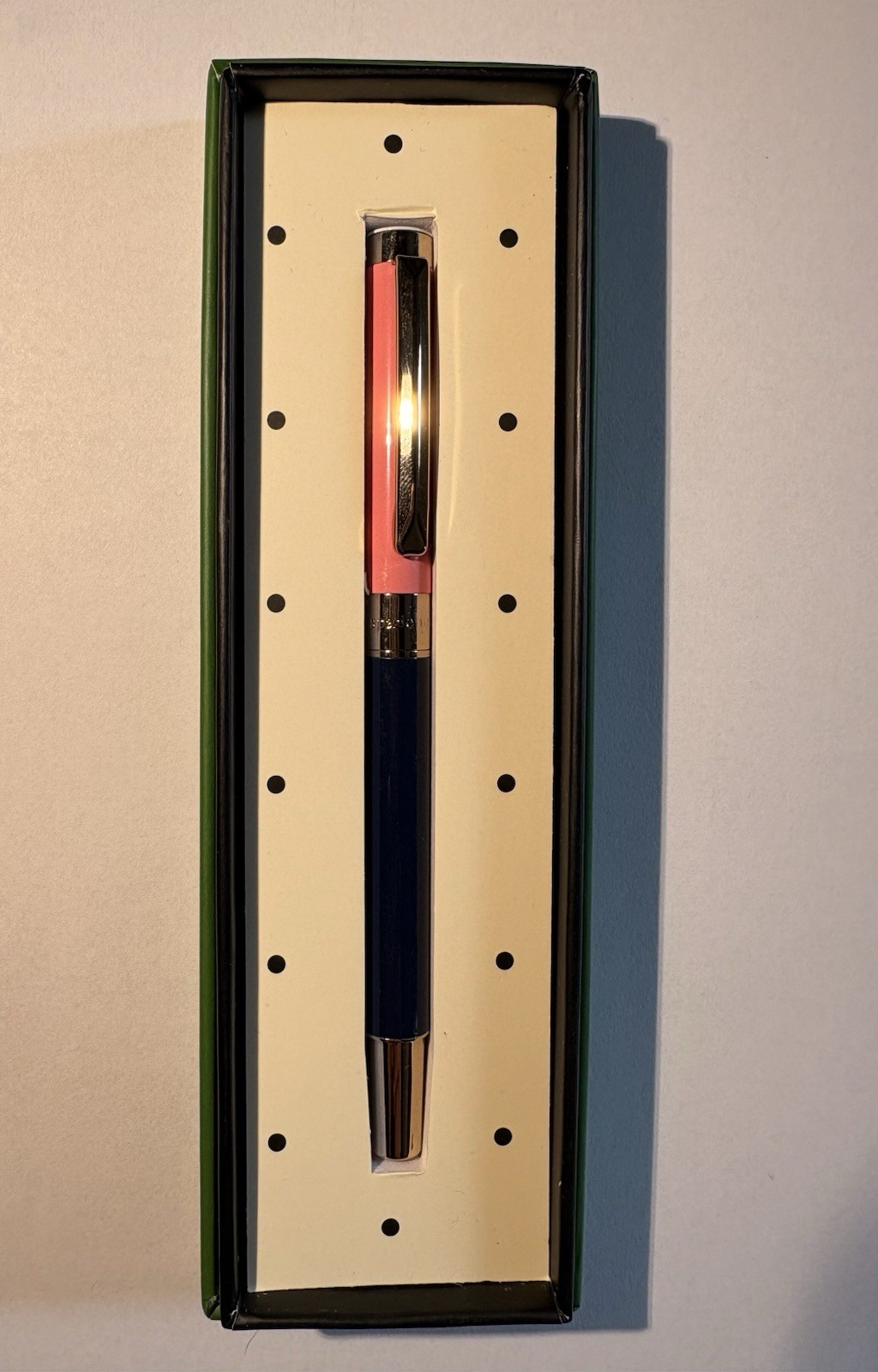 Kate Spade New York Black ink Ballpoint Pen Pink & Navy Colorblock Snap Cap pen