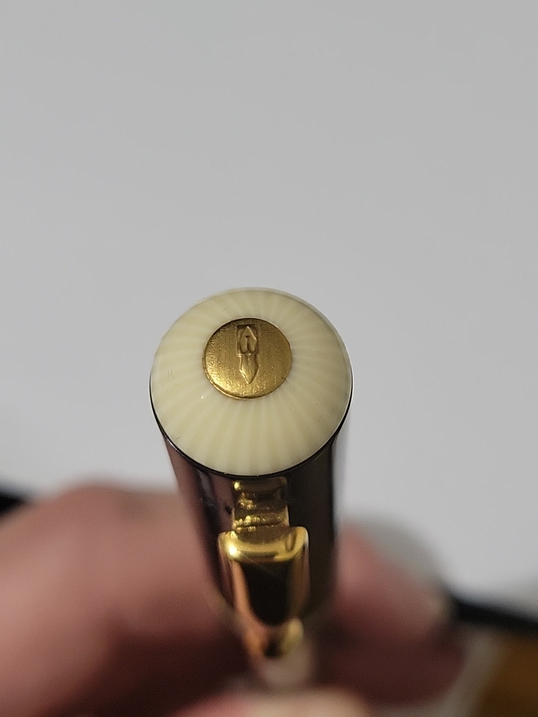 Delta Via Veneto Ballpoint Pen Black Gold & Ivary Gold Trim Italy w/ Box & Card