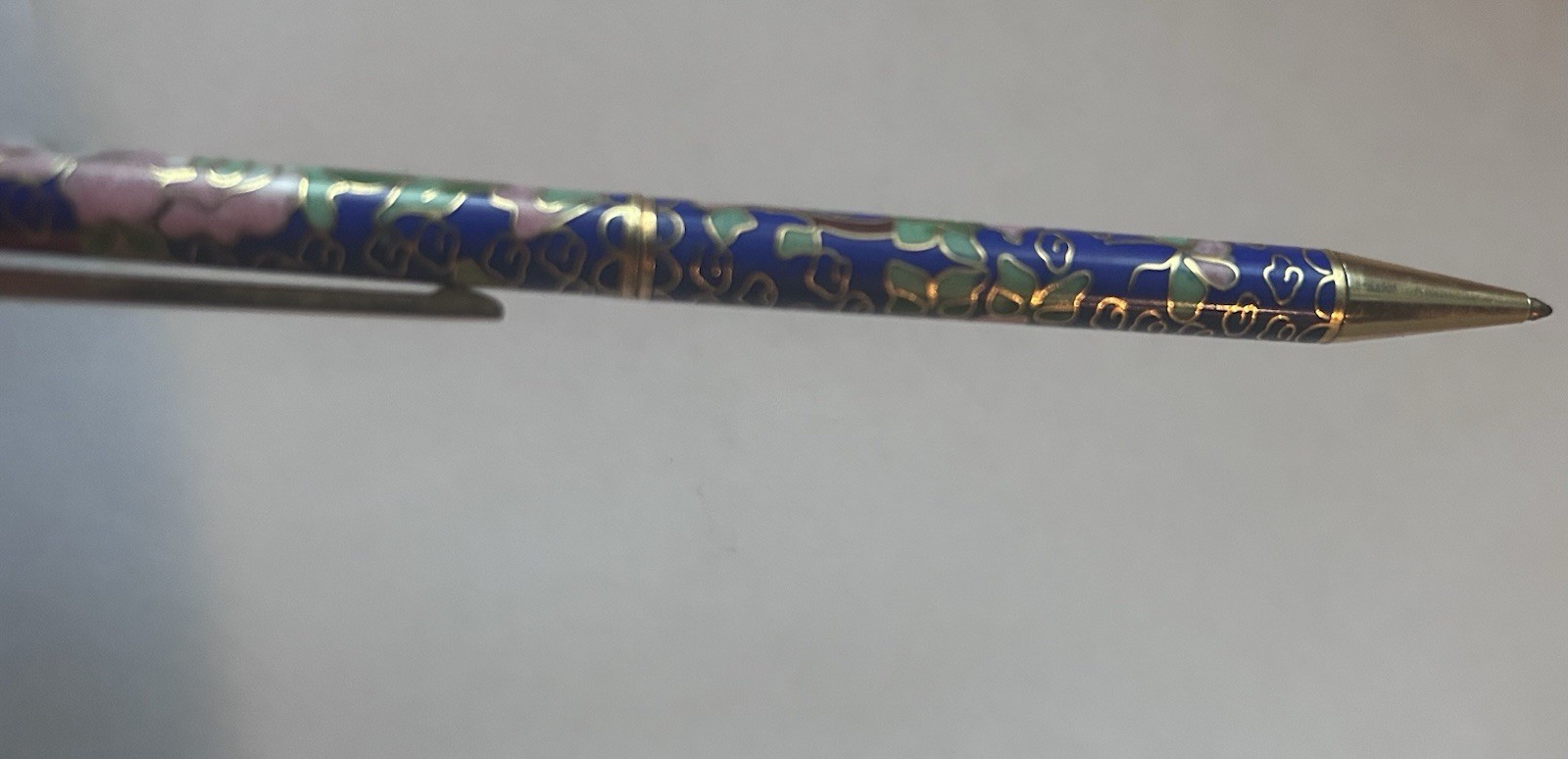 Vintage Chinese Cloisonné Ballpoint Pen Blue Floral Enamel Gold Tone Collectible