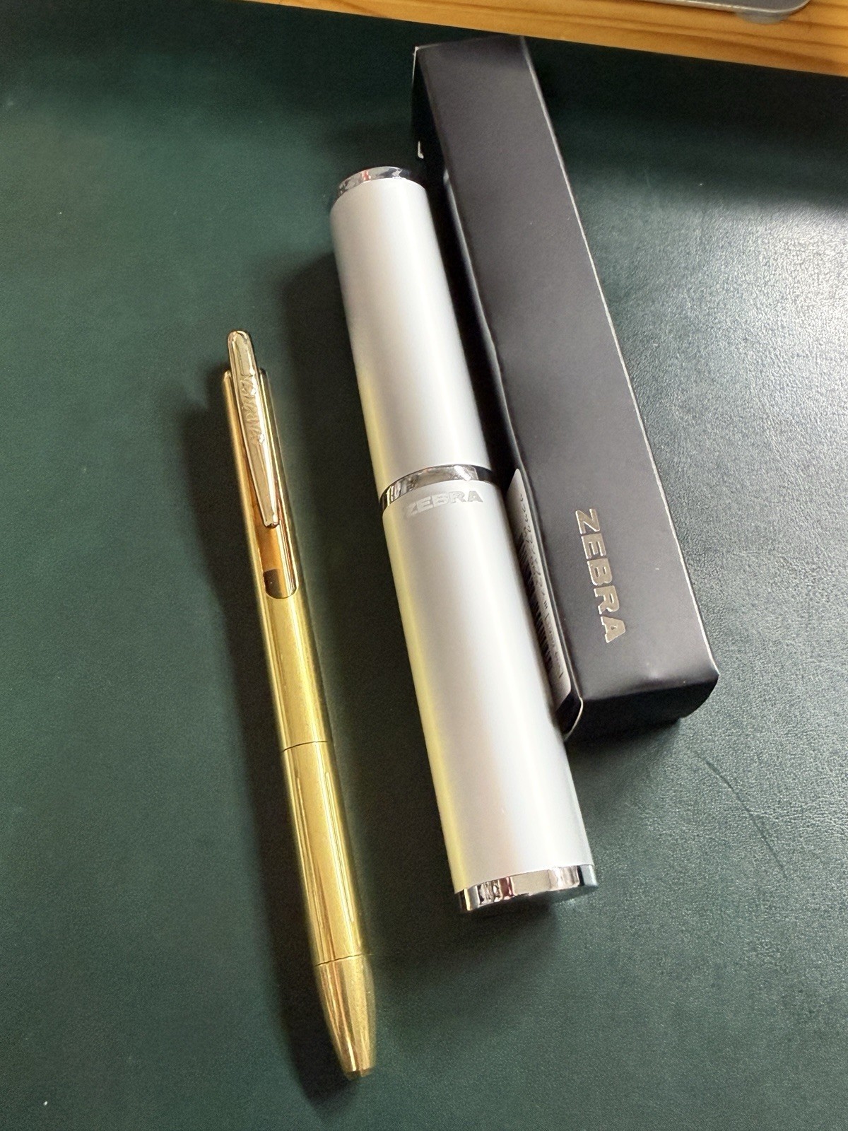 ZEBRA SARASA Grand Knock Gel Ink ballpoint pen 0.5mm Limited Solid Brass Ⅲ