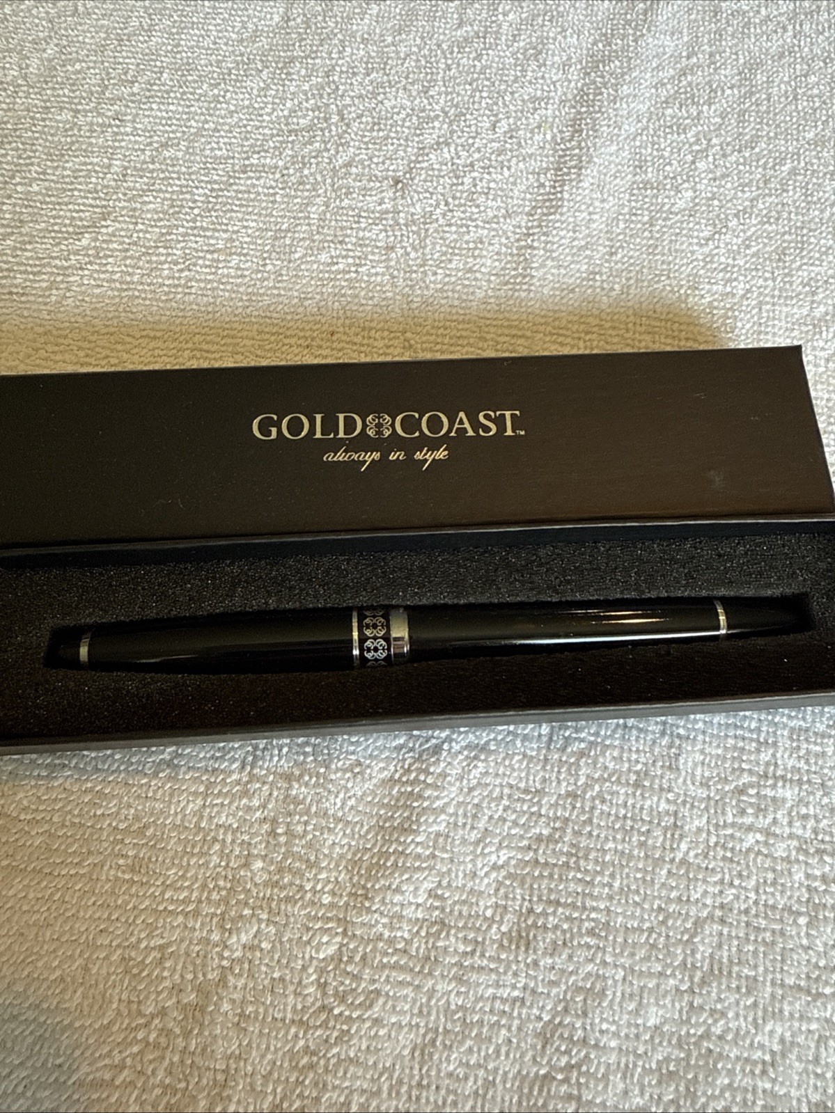 GOLD COAST Boxed Writing PEN Silver & Black PEN