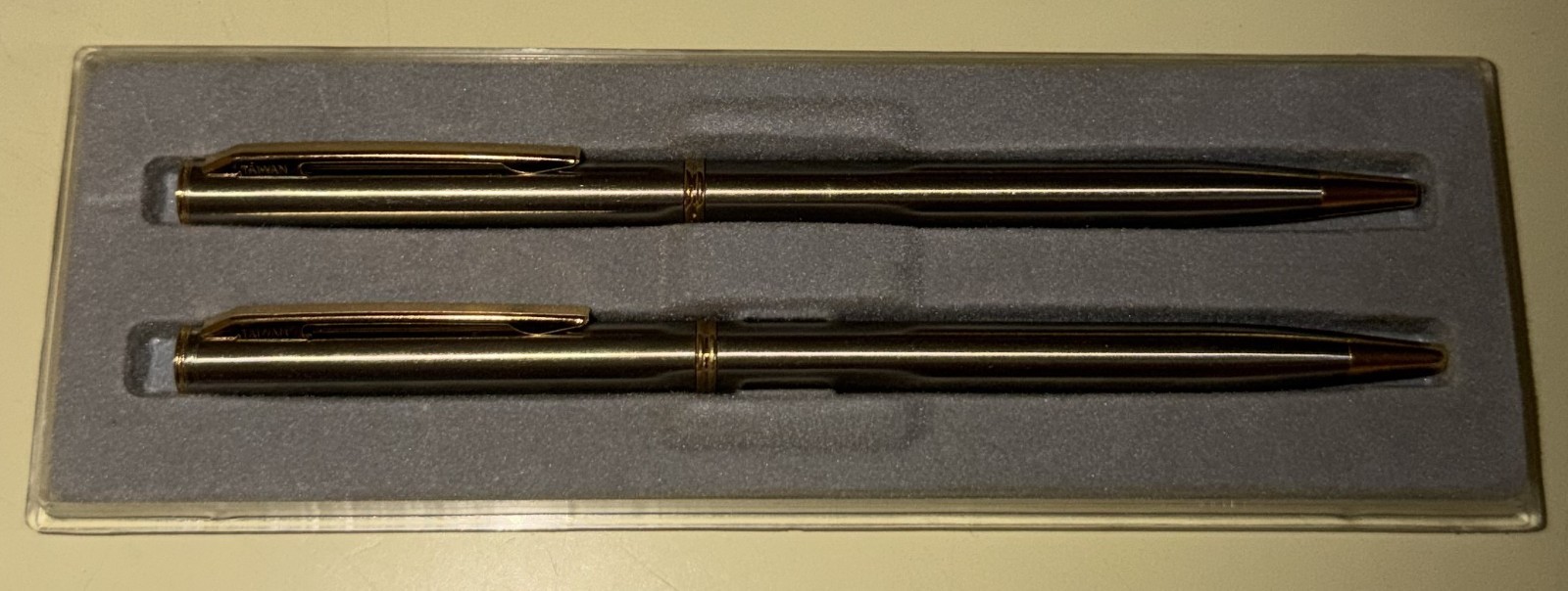 NEW L’Davinchi Pen Set – (2) Pens – Both Write Now So Are Ready To Use!