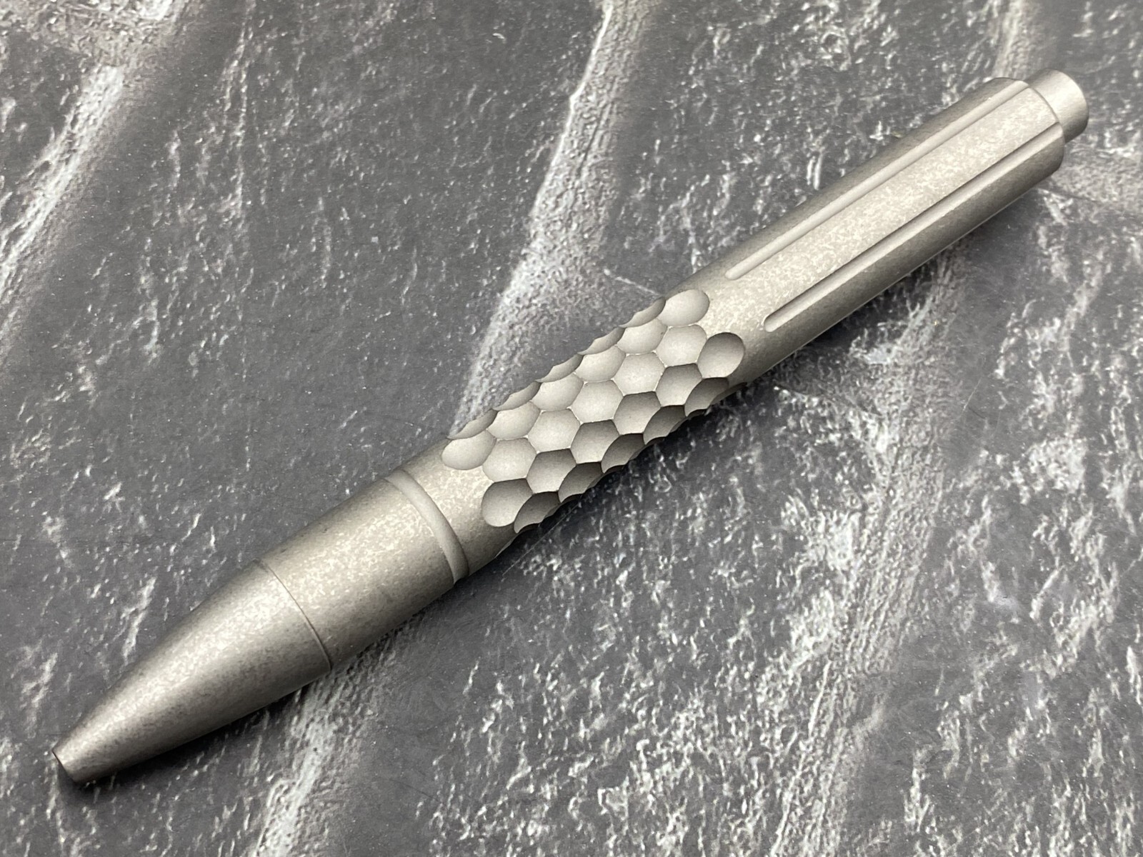 TwoSun TS-Pen09-Stonewash Checkered Tactical Titanium Push Button Mechanism Pen