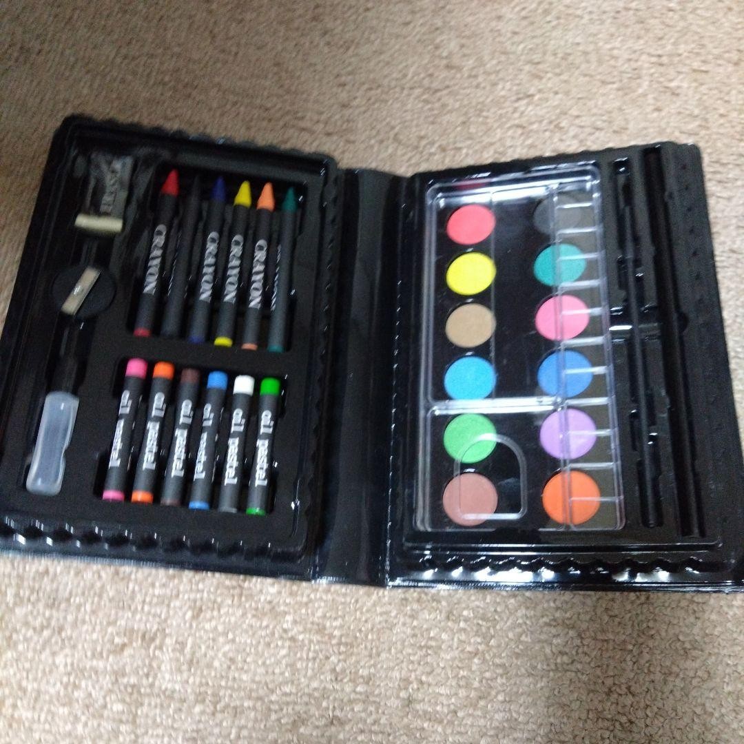 Drawing sets, crayons, pastels, colored pencils, glue, eraser, etc. #fdbfa8