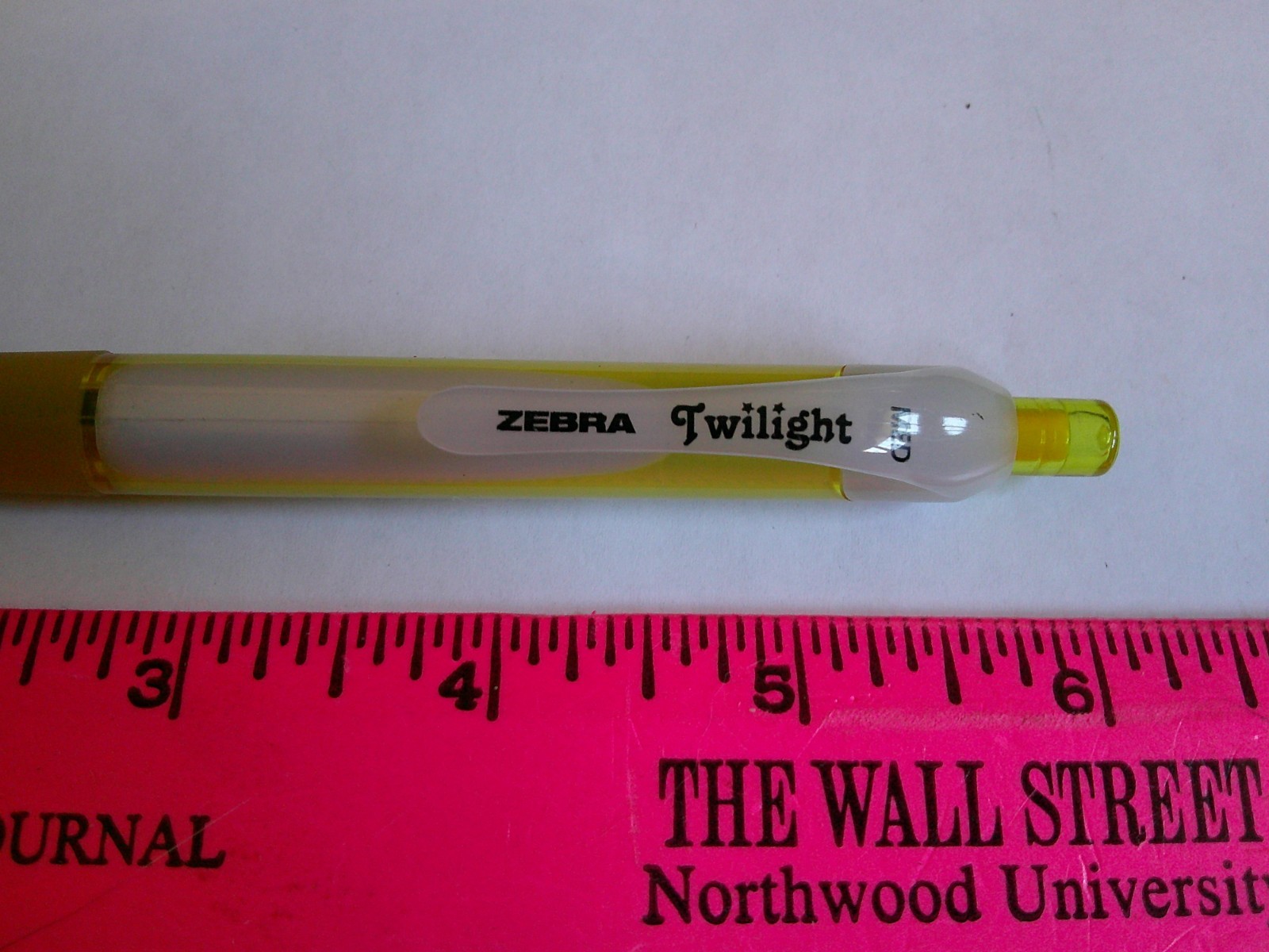 Zebra Twilight Yellow Plastic Refillable Pen DOES NOT WORK – needs new ink
