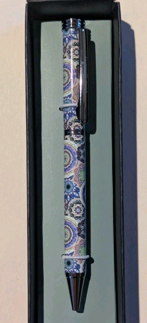 Vera Bradley Ballpoint Ink Pen New In Box Sketched Medallion Pattern *Gift Idea