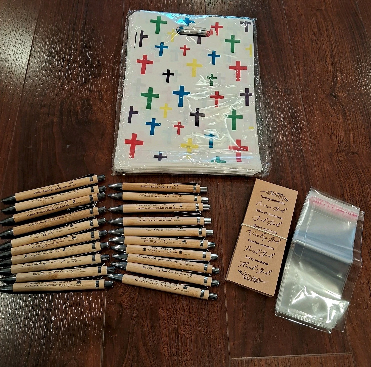 NEW (other) Religious Party Favors 100 Bags w/Crosses 20 Ink Pens 20 Bookmarks