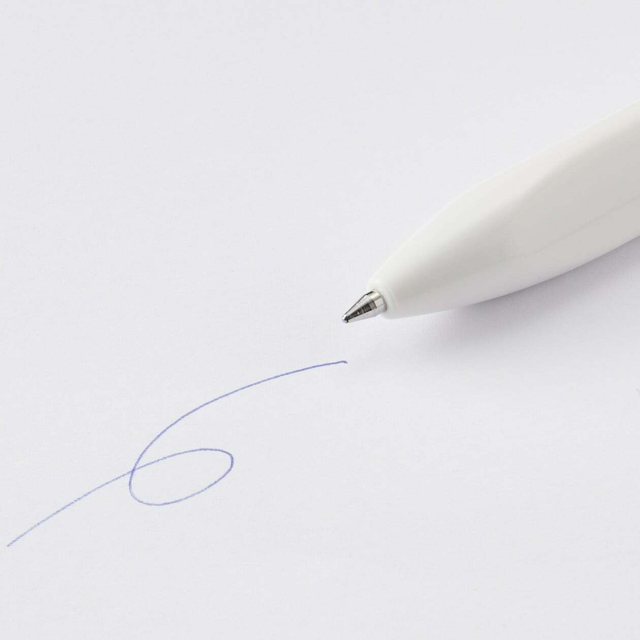 MUJI MoMA Oil based Ink Multi Ball-Point Pen triangle axis /0.7mm # 3 colors